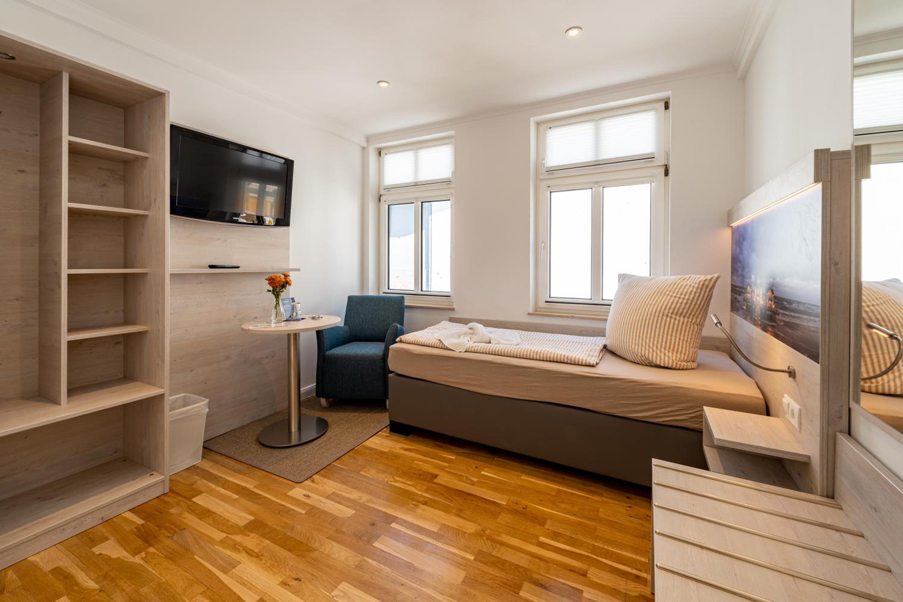 Single Room photo 3