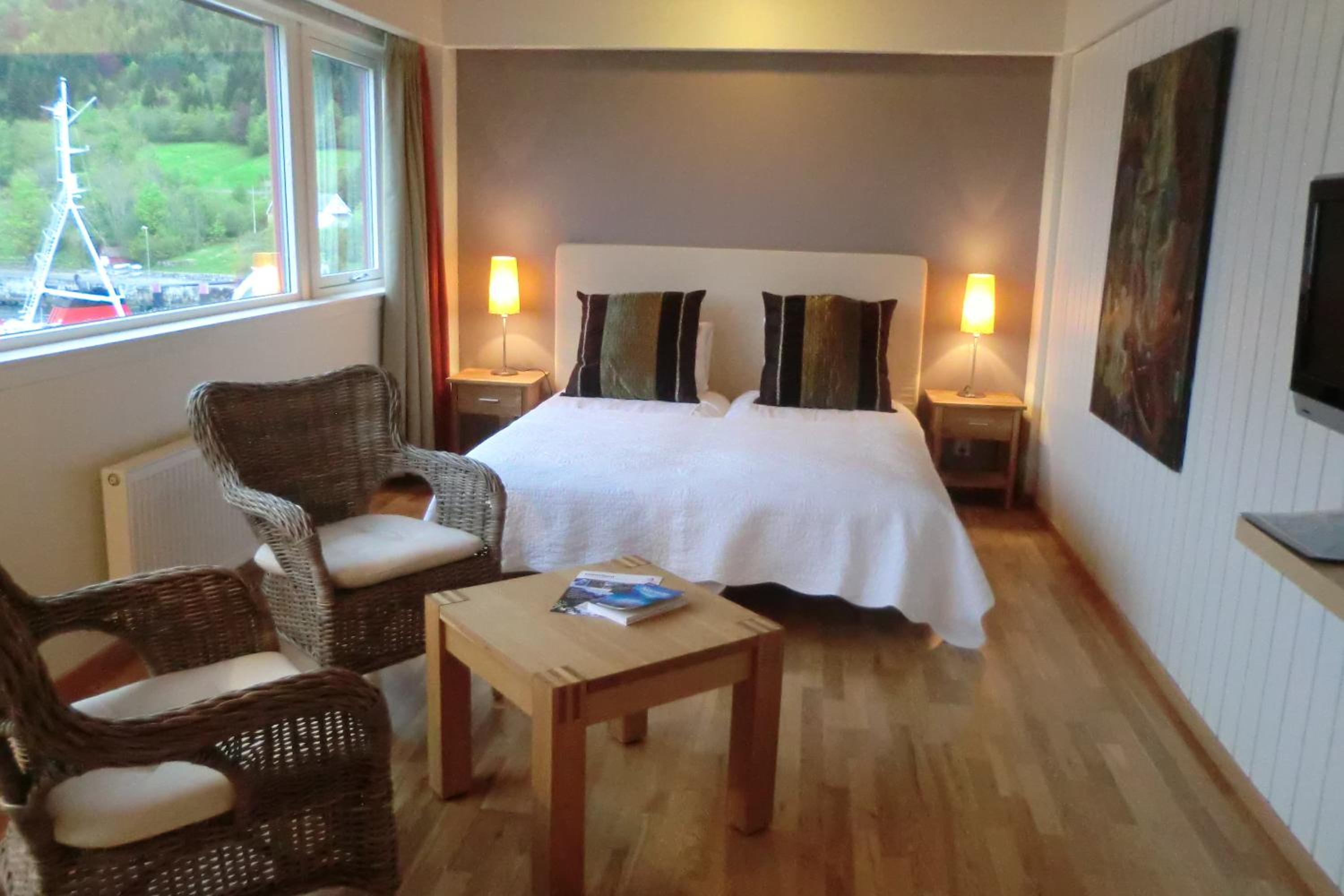 Deluxe Double Room with Sea View - Photo 1