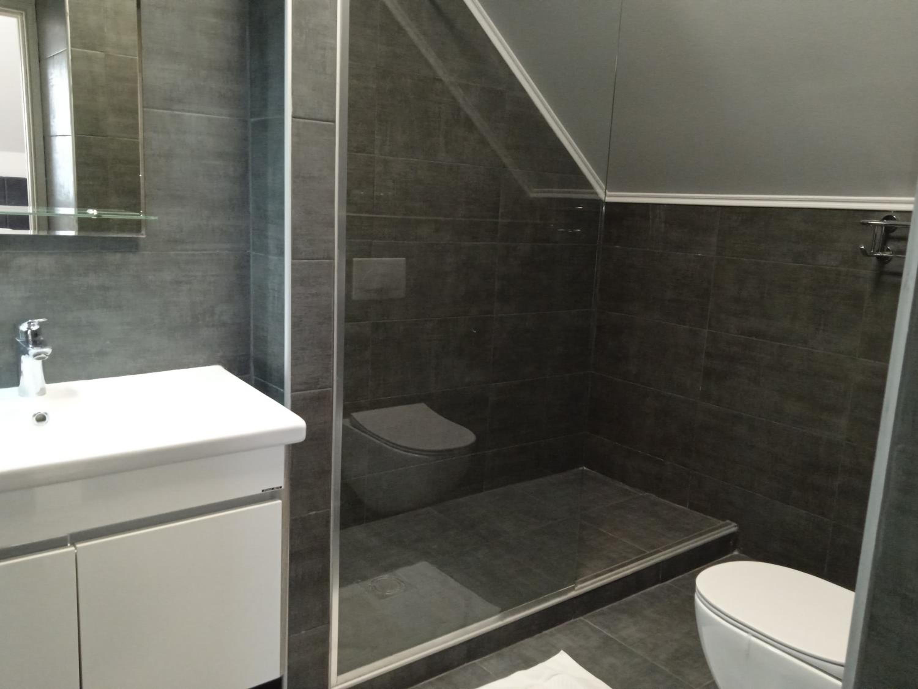 Studio Apartment - Photo 6