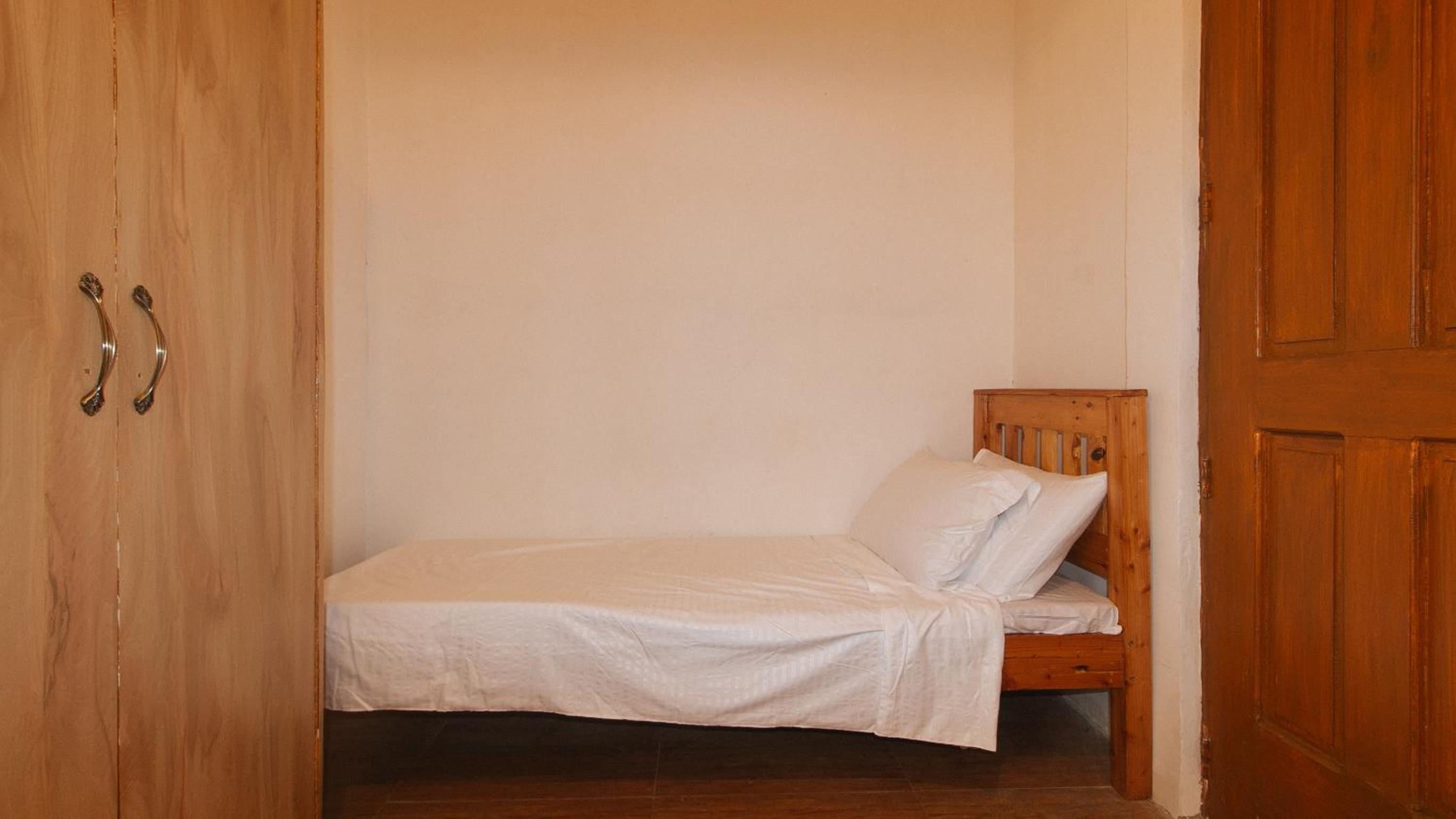 Triple Room - Photo 8