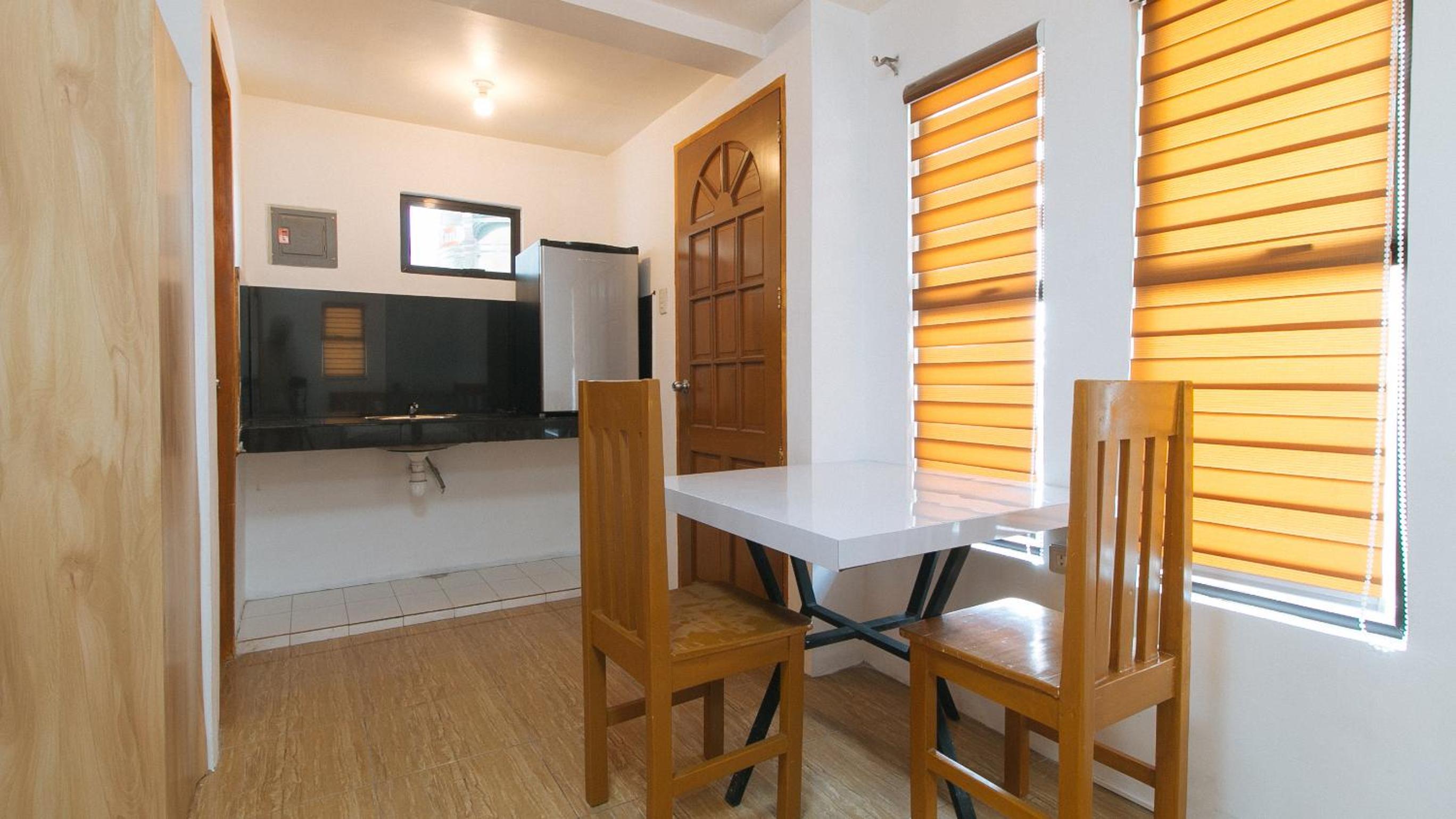 Quadruple Room - Photo 5