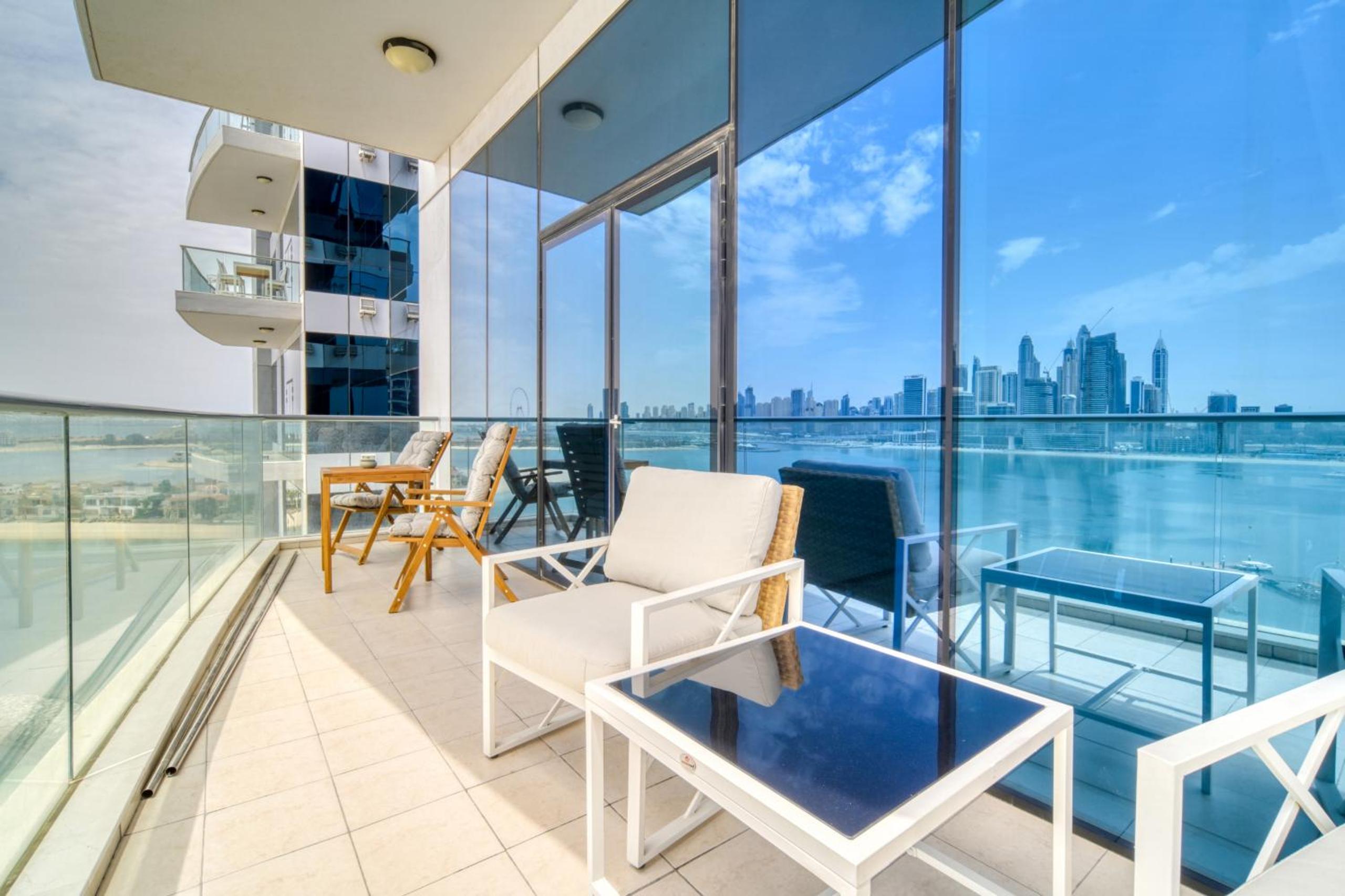 Apartment with Sea View photo 2