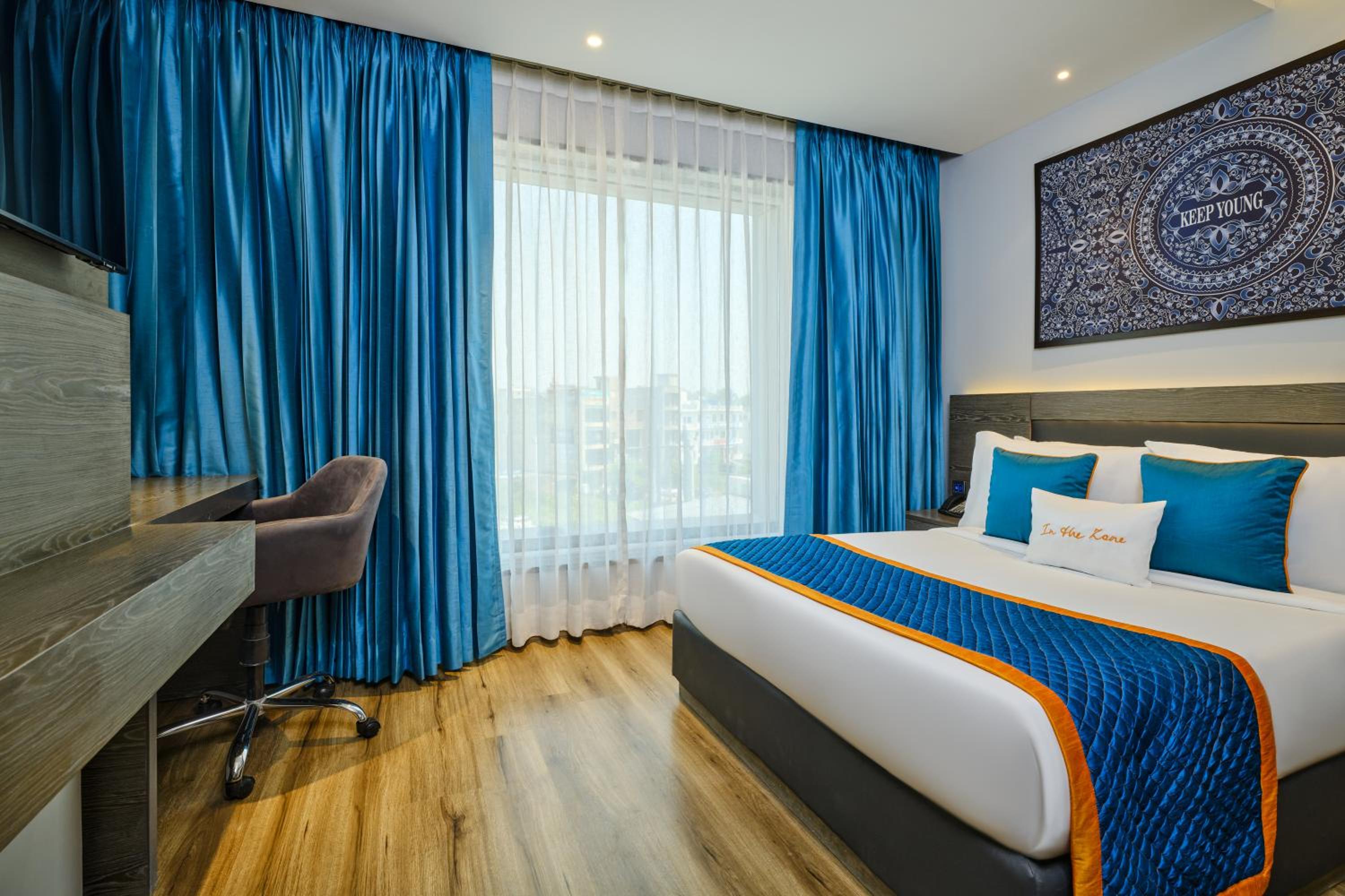 Standard Double Room (Enjoy Happy Hours with 1+1 offer on Alcoholic Beverages) - Photo 3