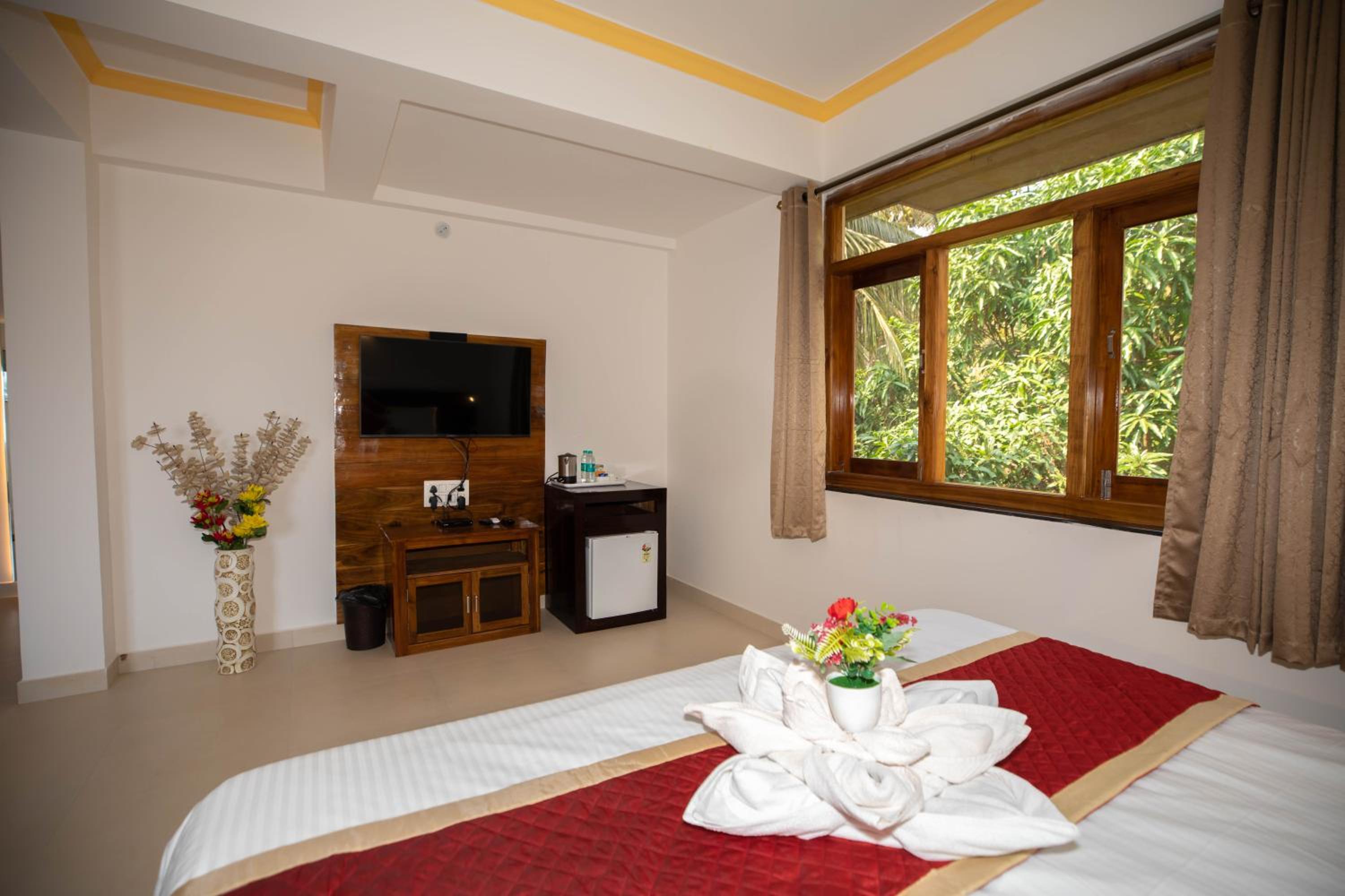 King Suite with Spa Bath - Photo 10