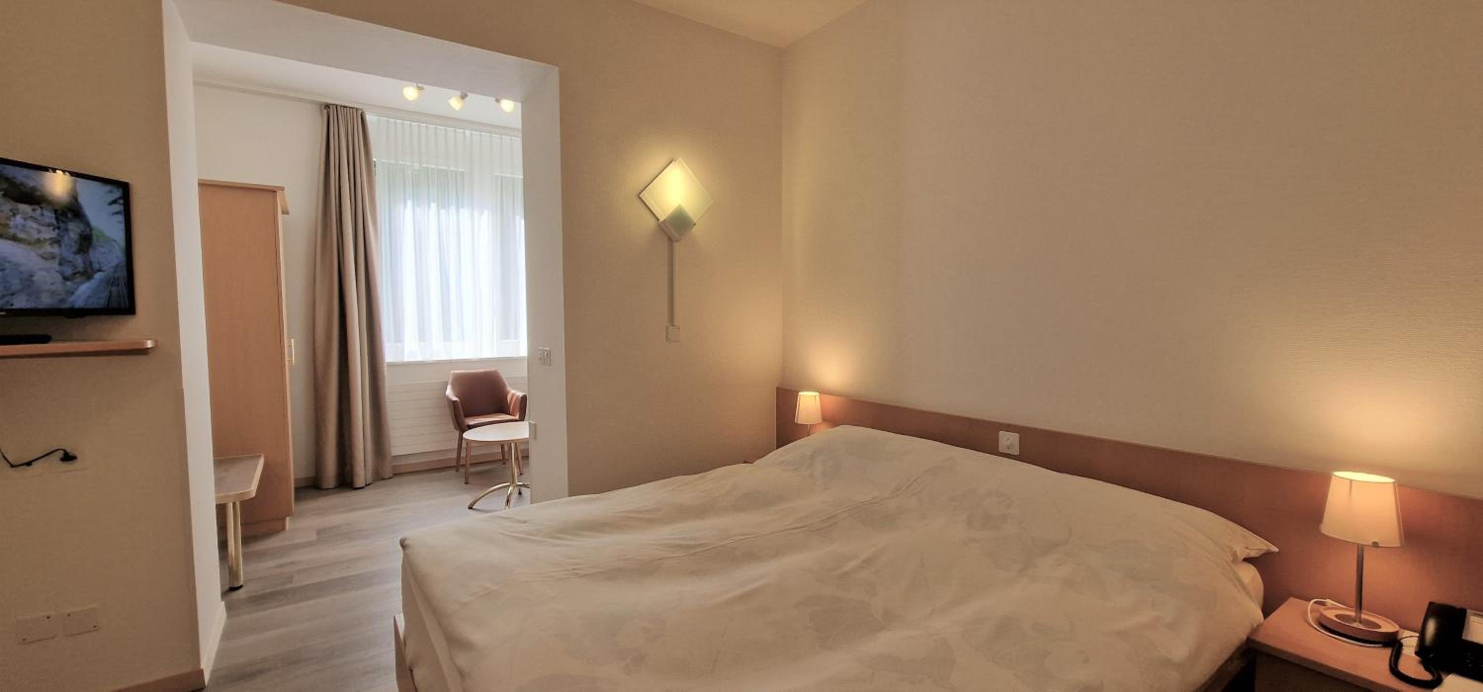 Deluxe Double Room photo 3
