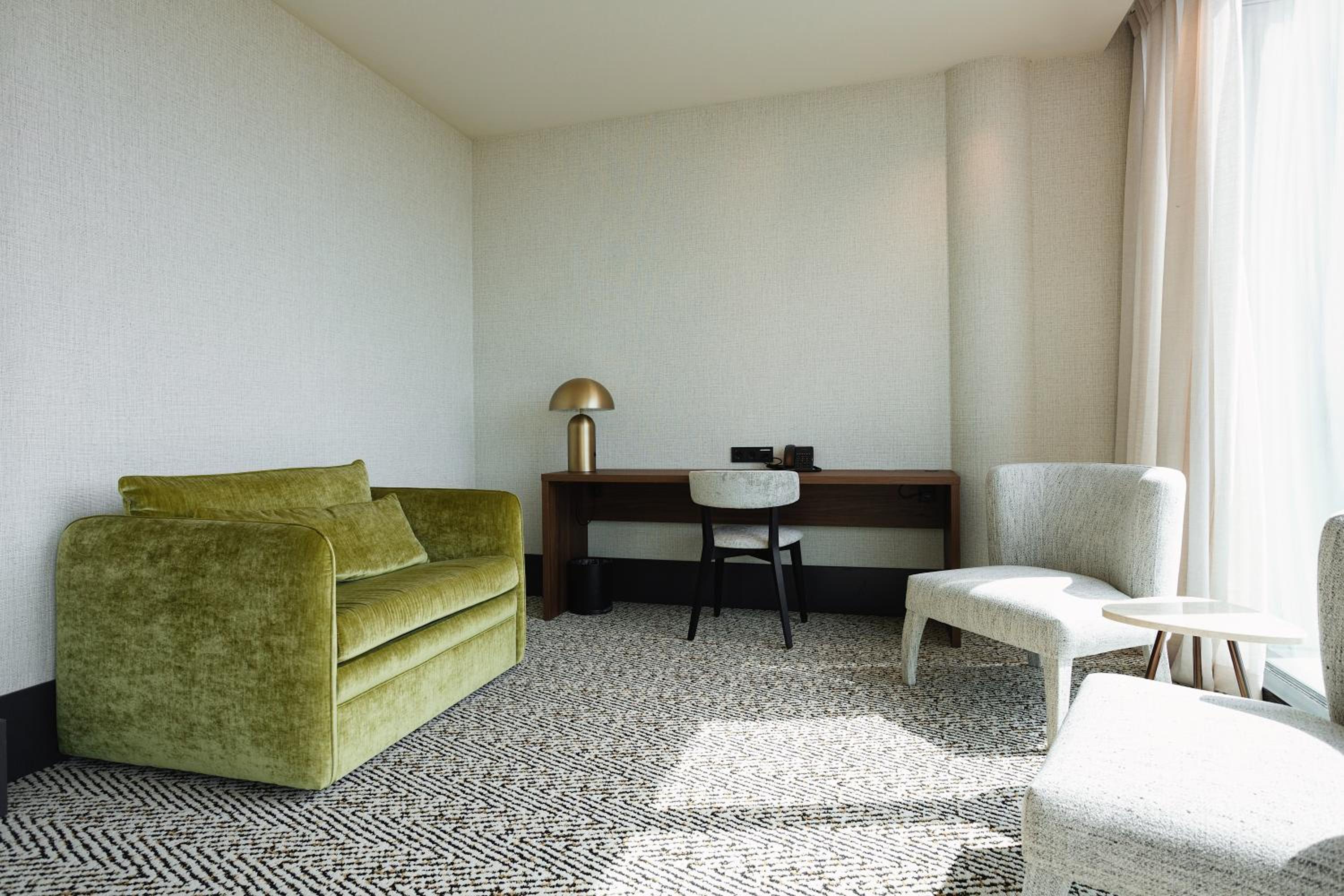 Deluxe Triple Room photo 3