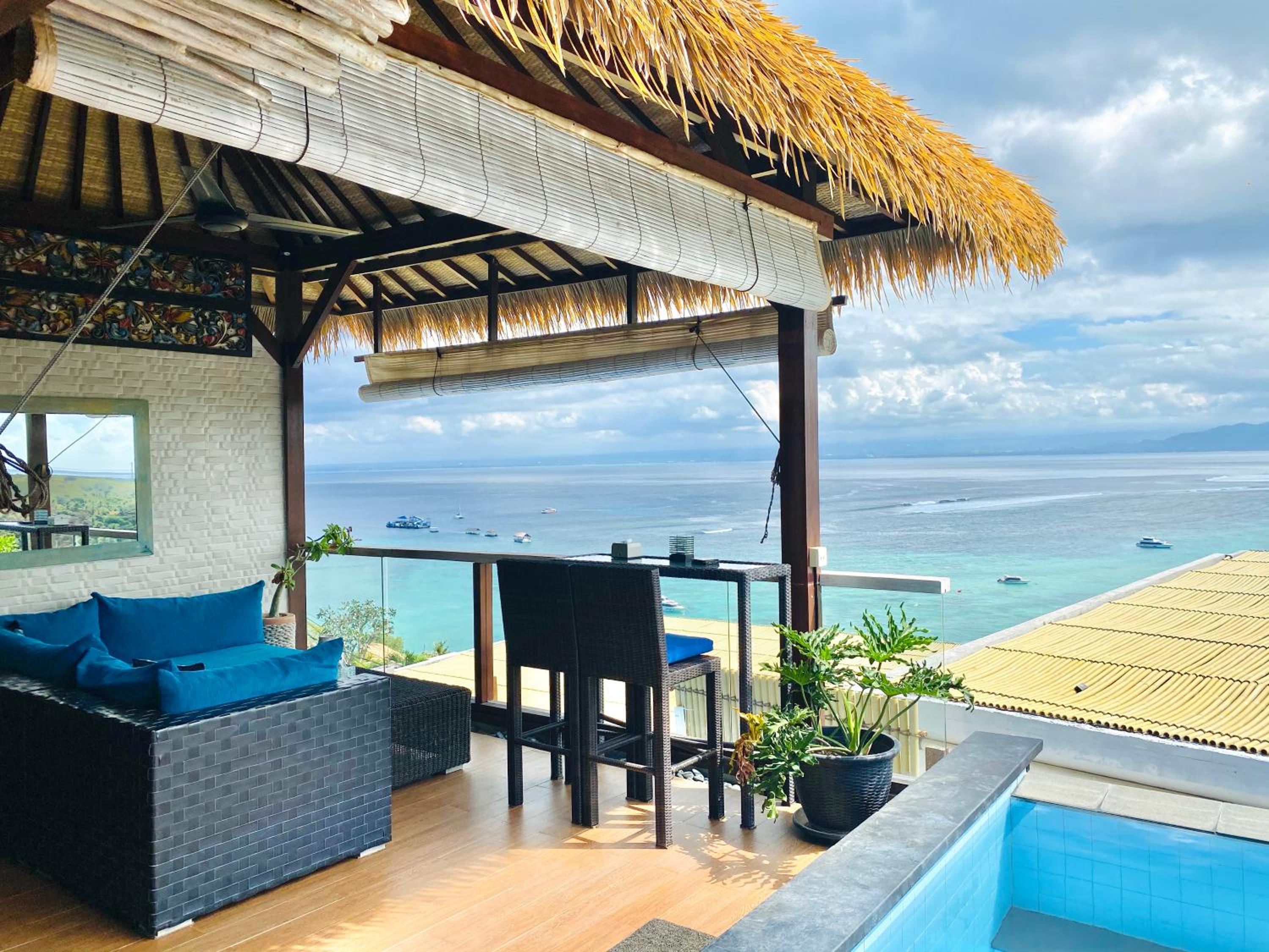 One-Bedroom Villa with Infinity Pool - Upper Level photo 2