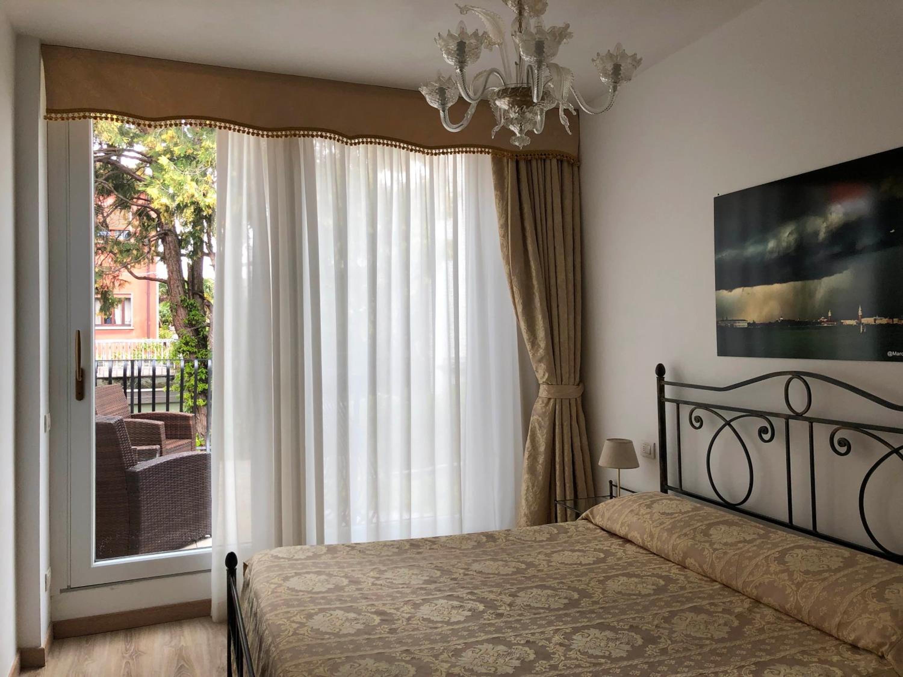 Superior Double or Twin Room with Terrace