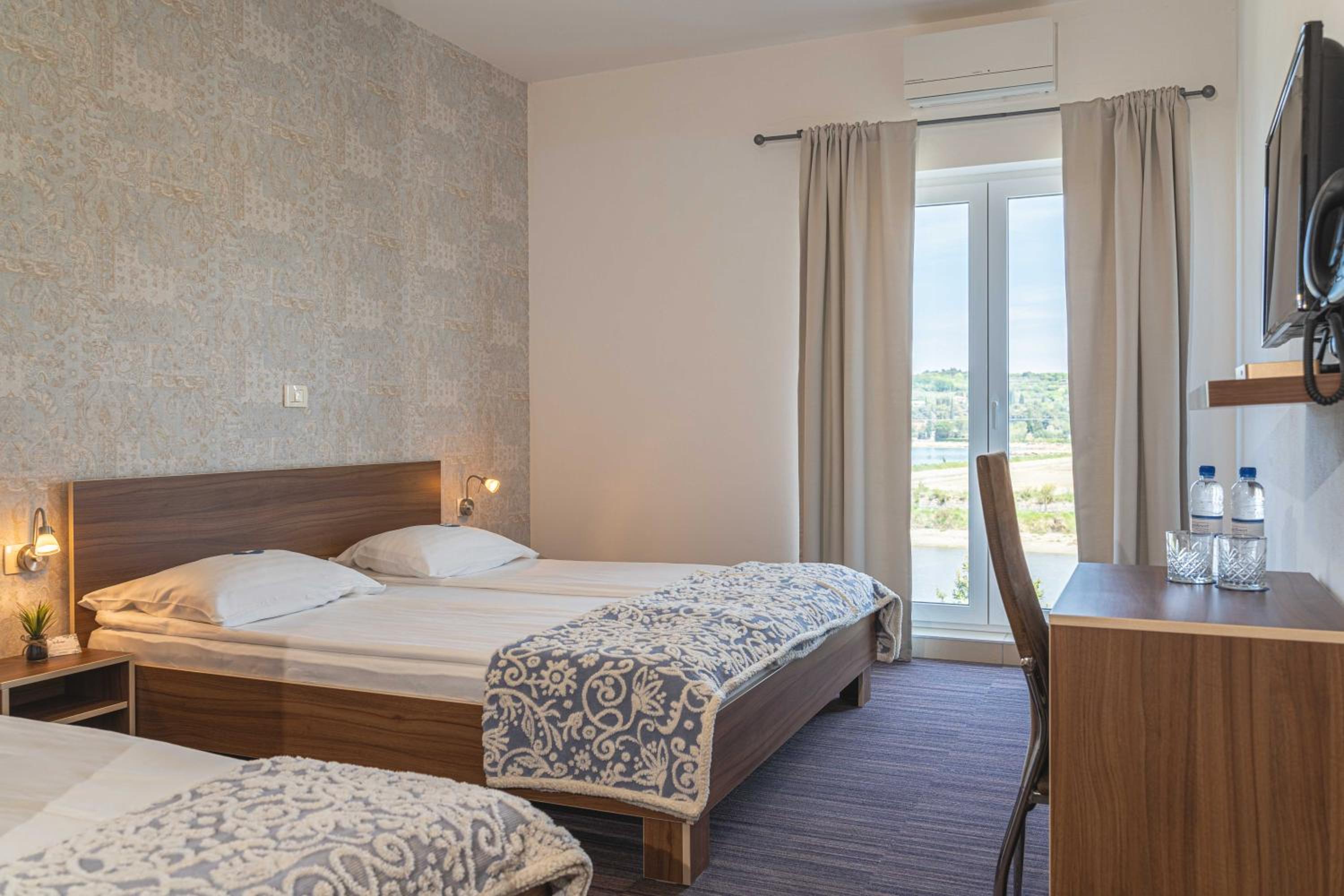 Double Room with Sea View photo 1