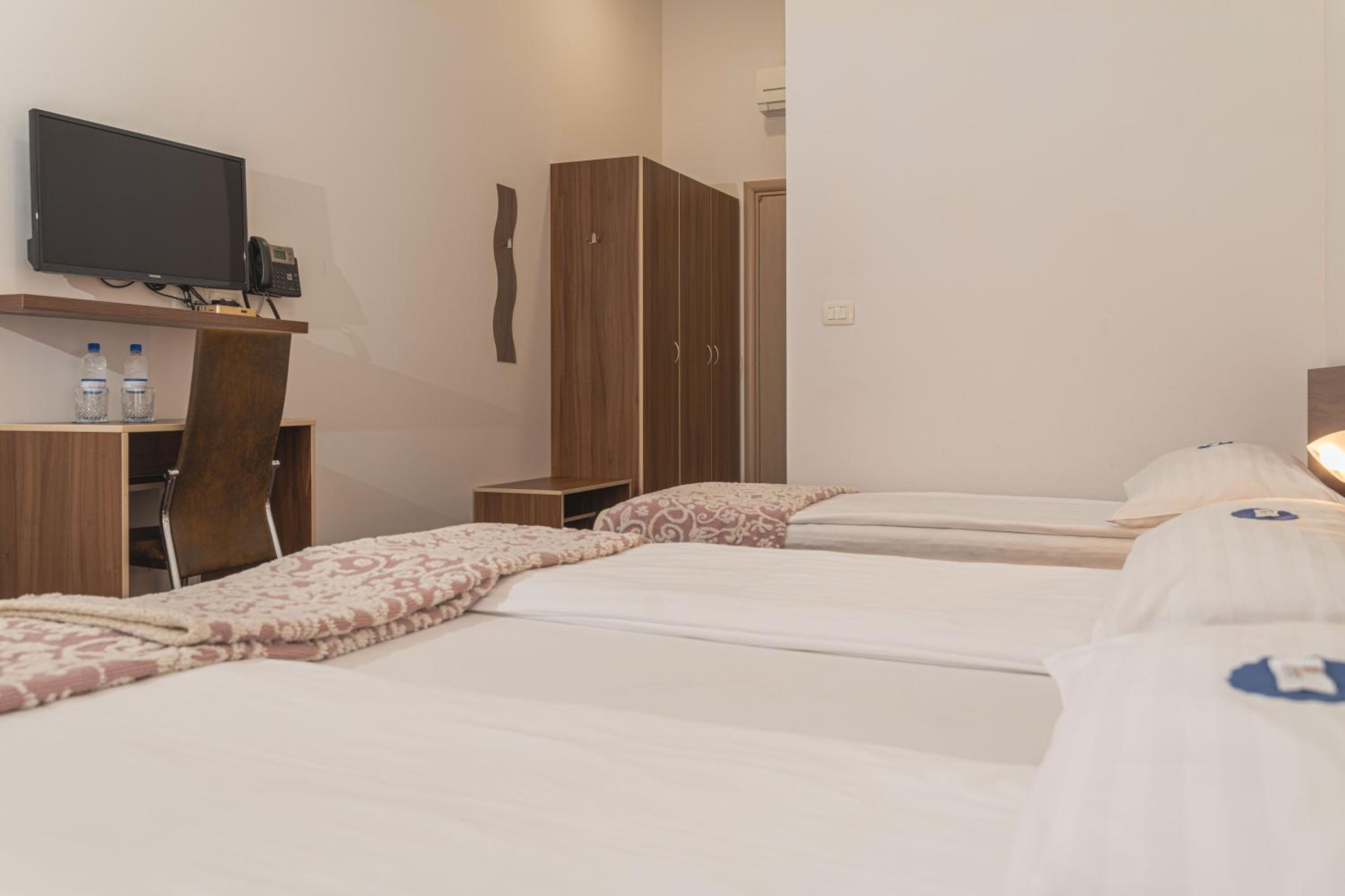 Double Room with Sea View photo 2