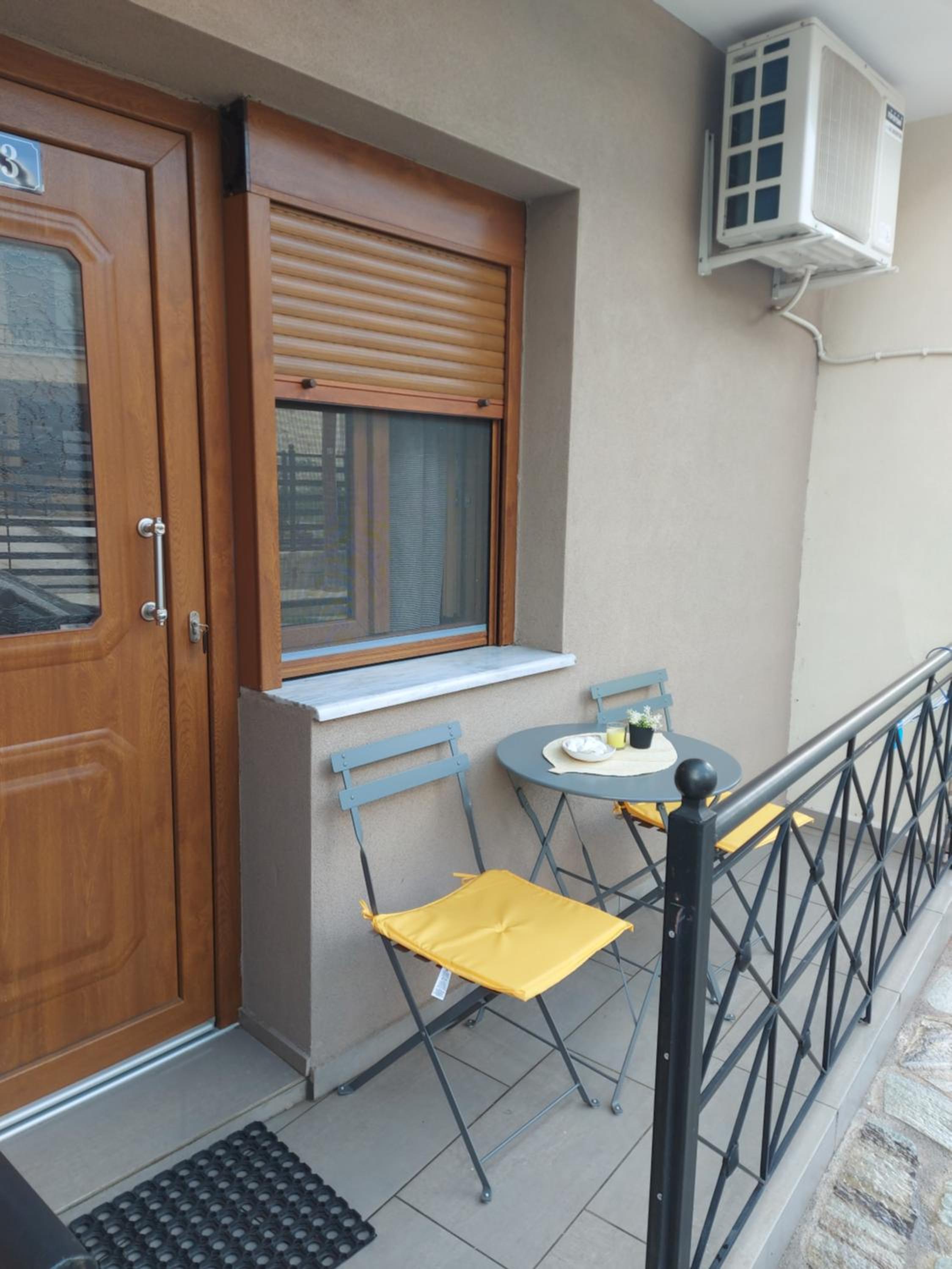 One-Bedroom Apartment - Photo 24