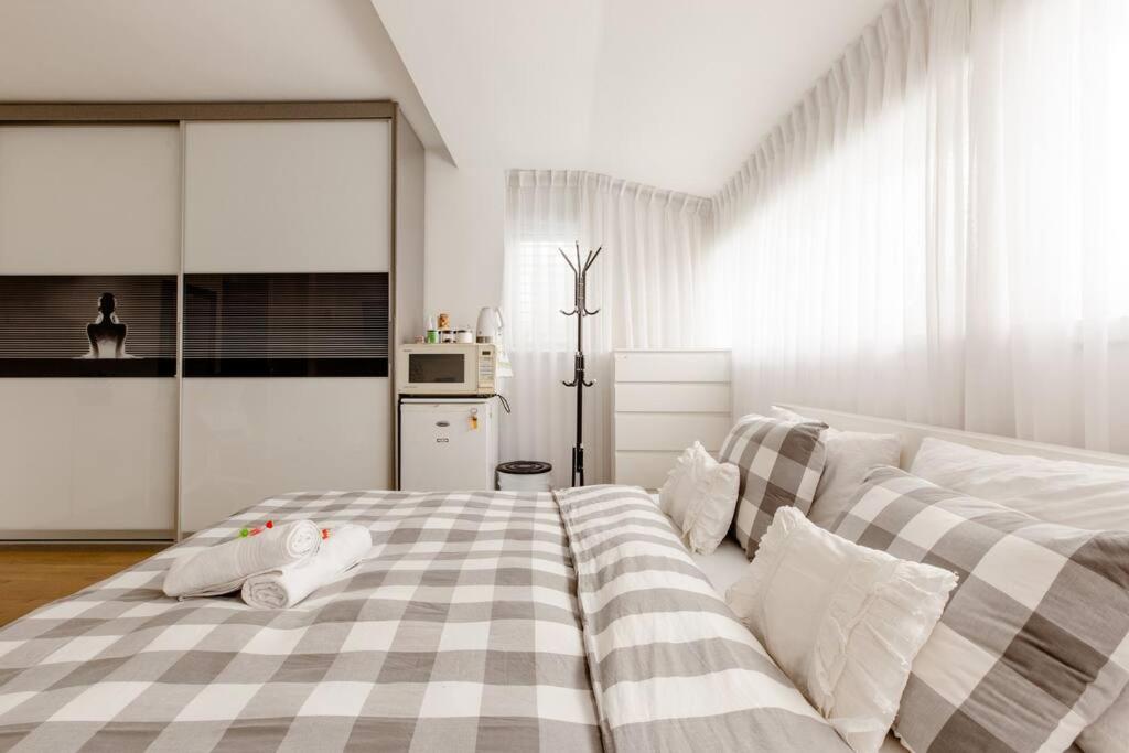 Queen Room - Photo 26