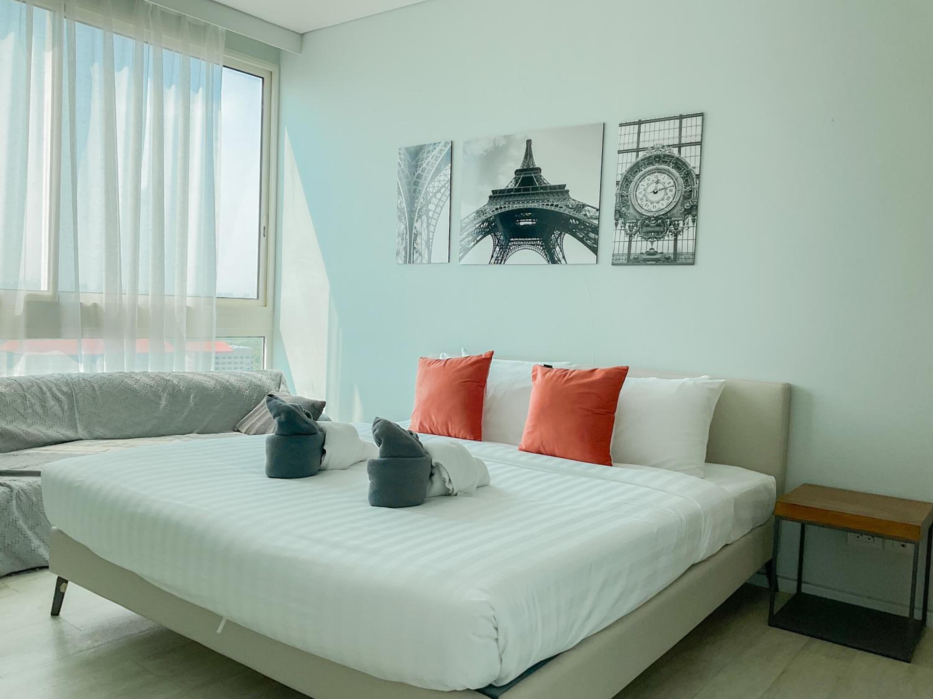 Apartment with Sea View - Photo 1