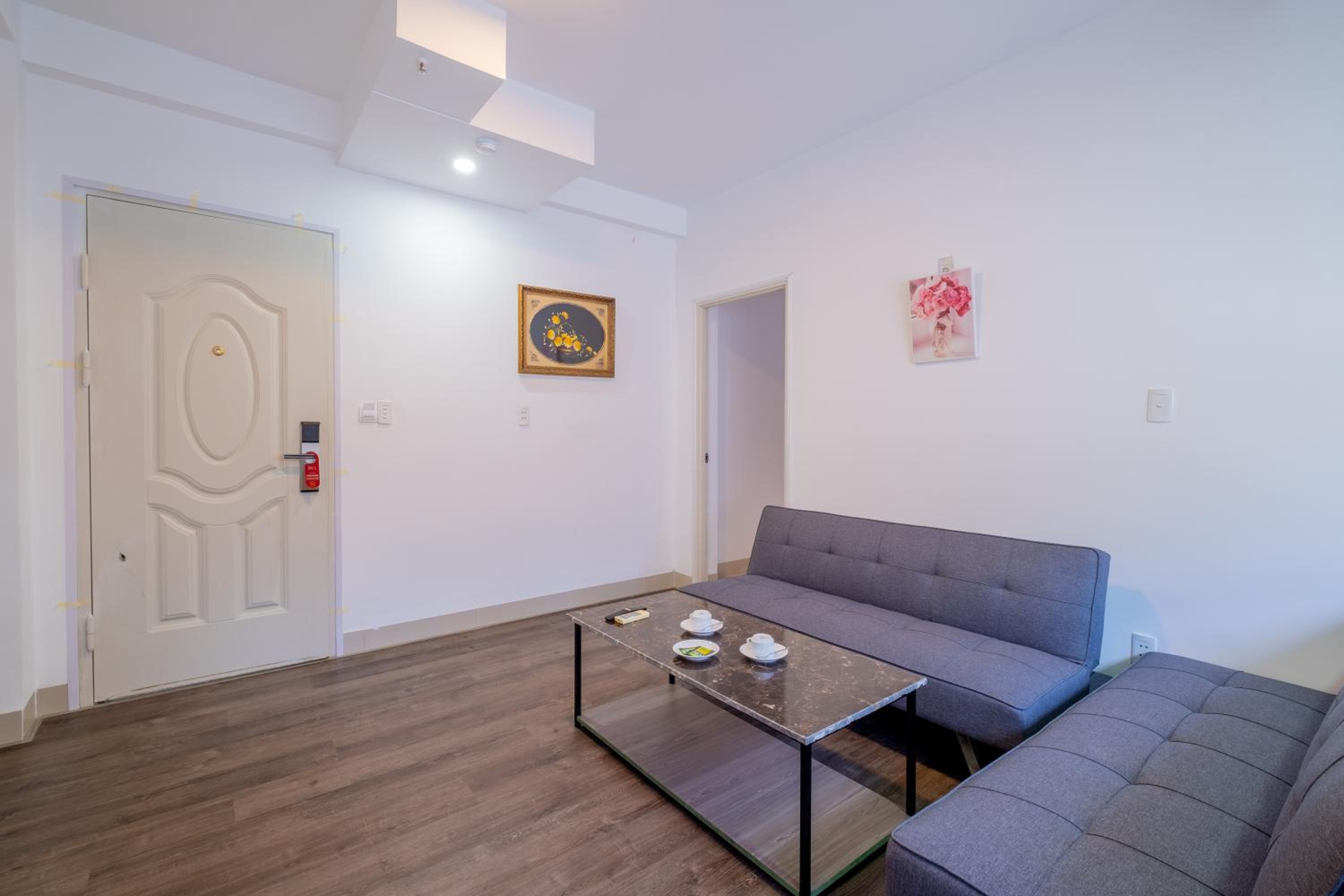 One-Bedroom Apartment - Photo 22