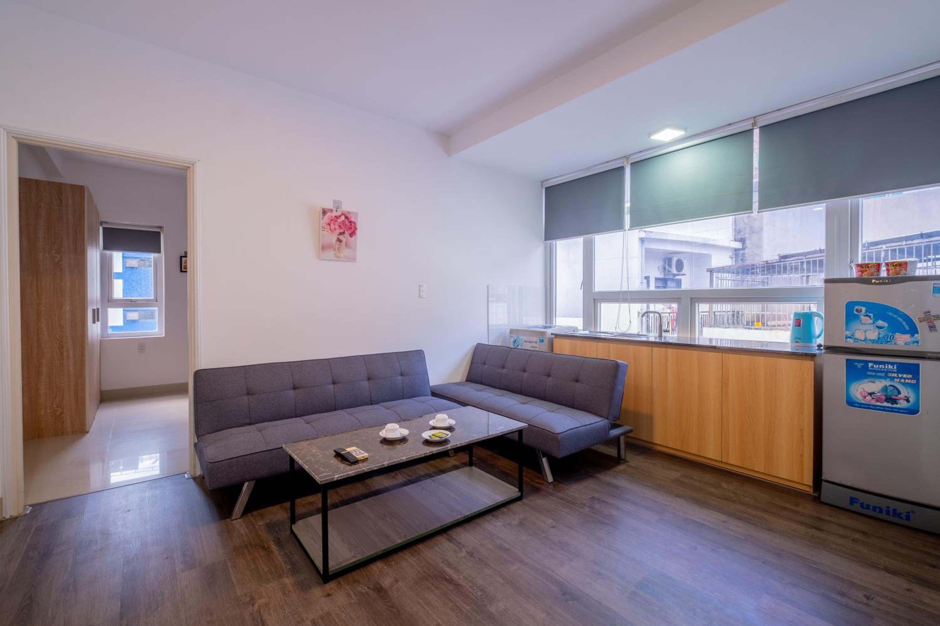 One-Bedroom Apartment - Photo 10