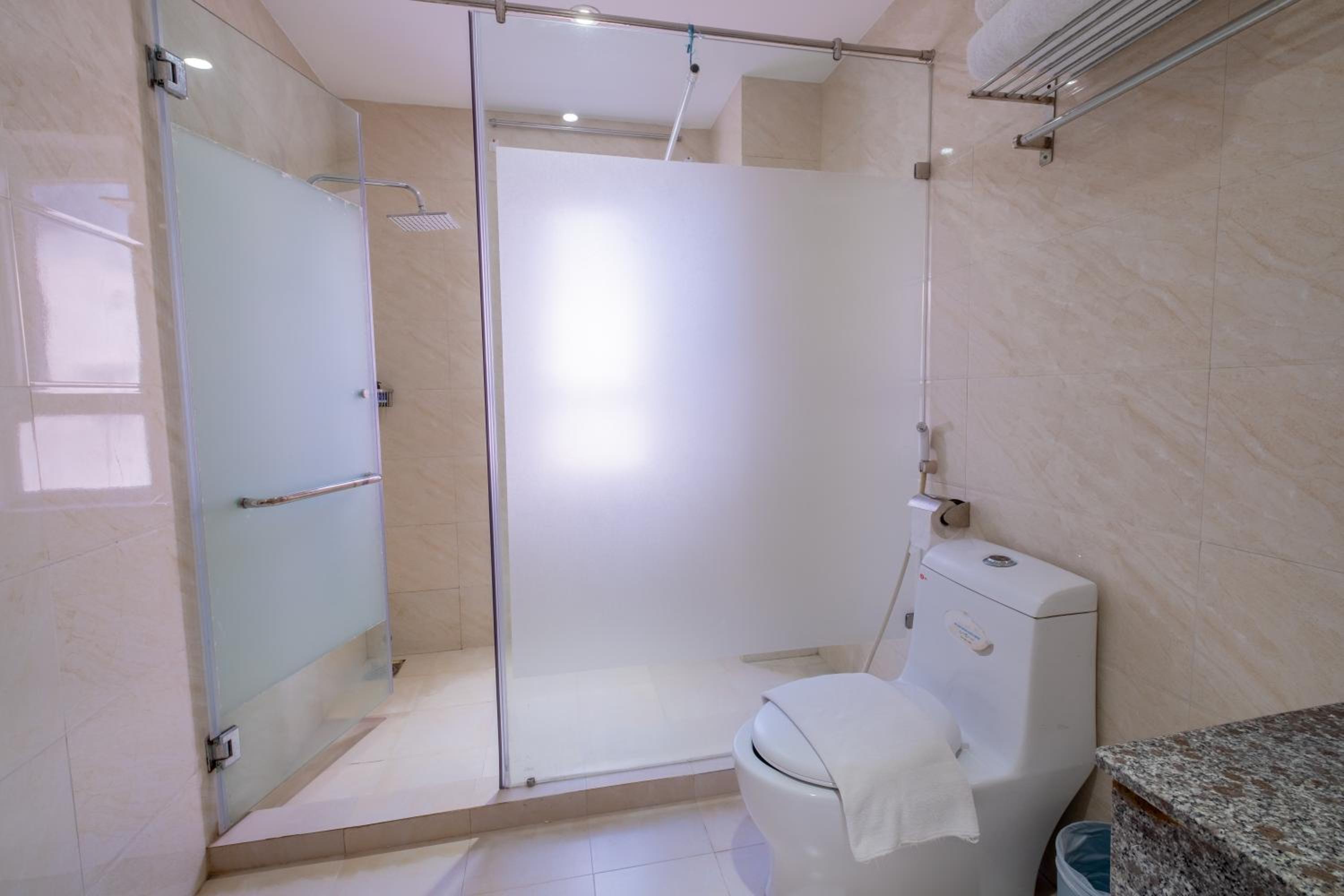 Superior Double or Twin Room - Photo 15