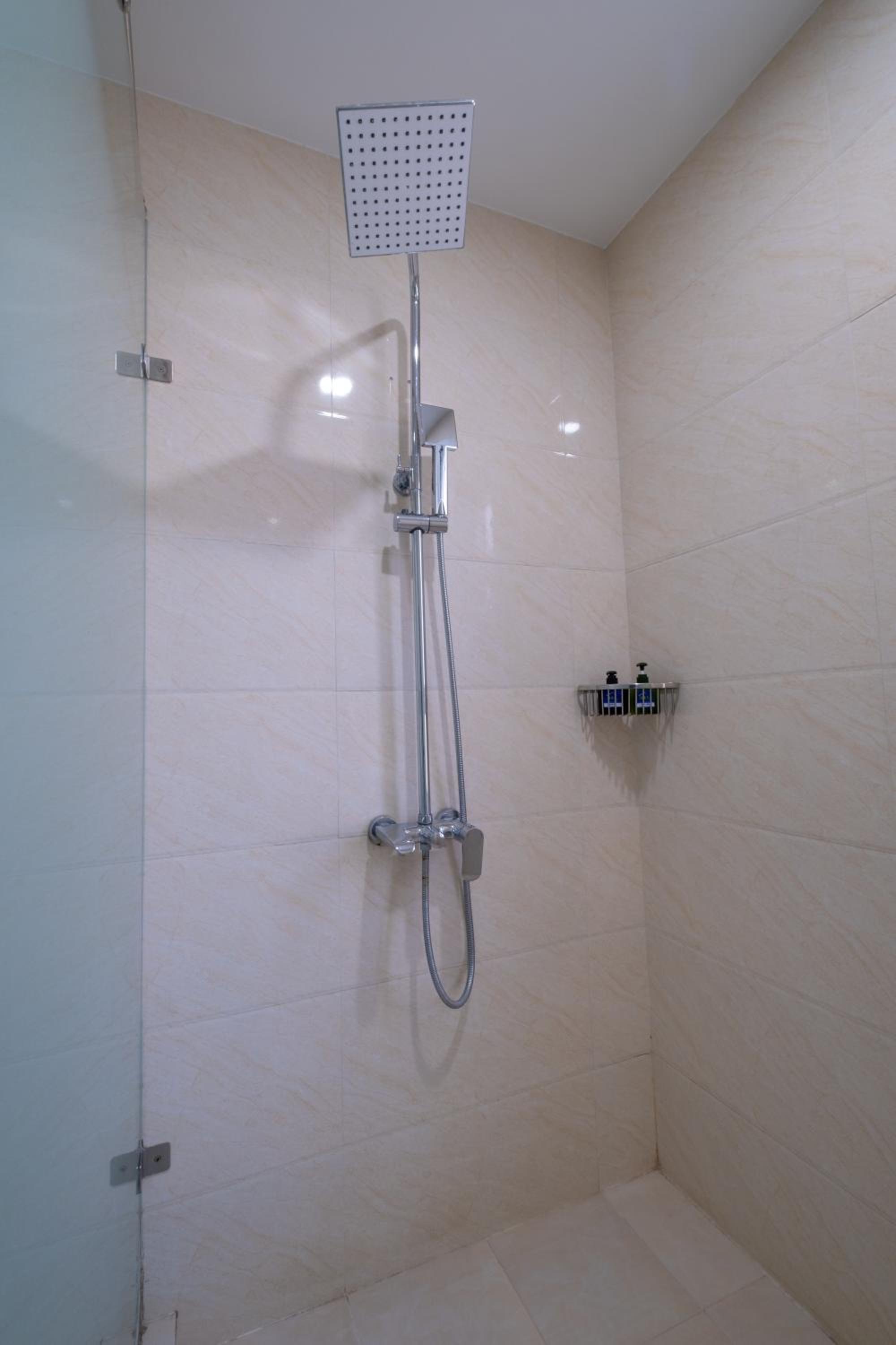 Superior Double or Twin Room - Photo 16
