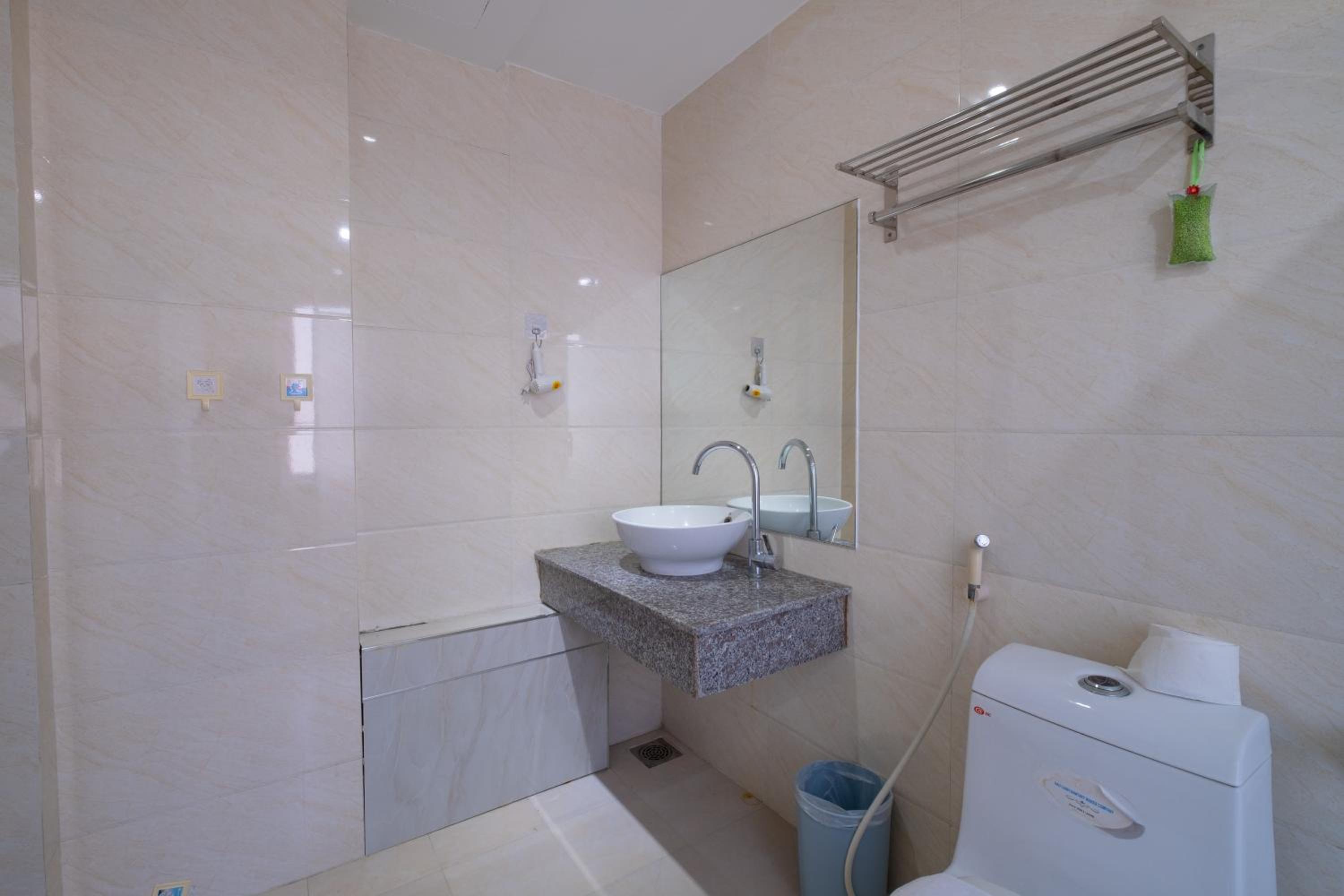 Superior Double or Twin Room - Photo 13