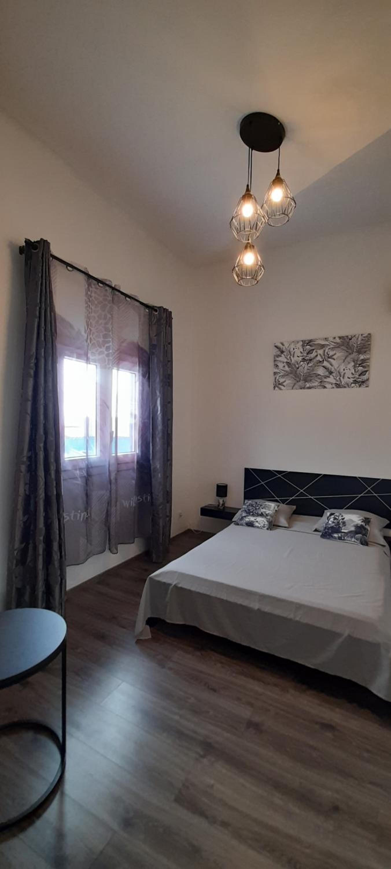 Three-Bedroom House photo 3