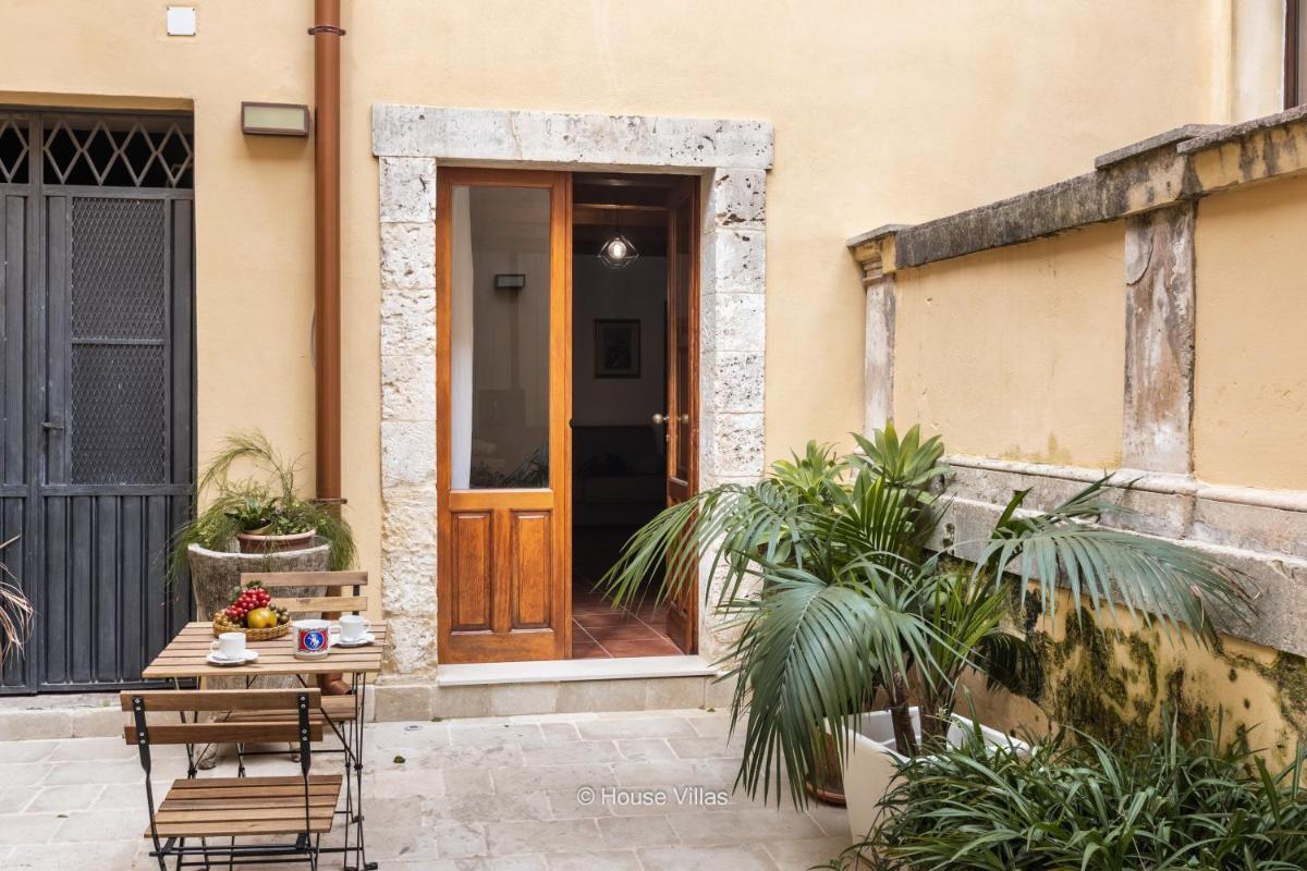 Apartment - Split Level