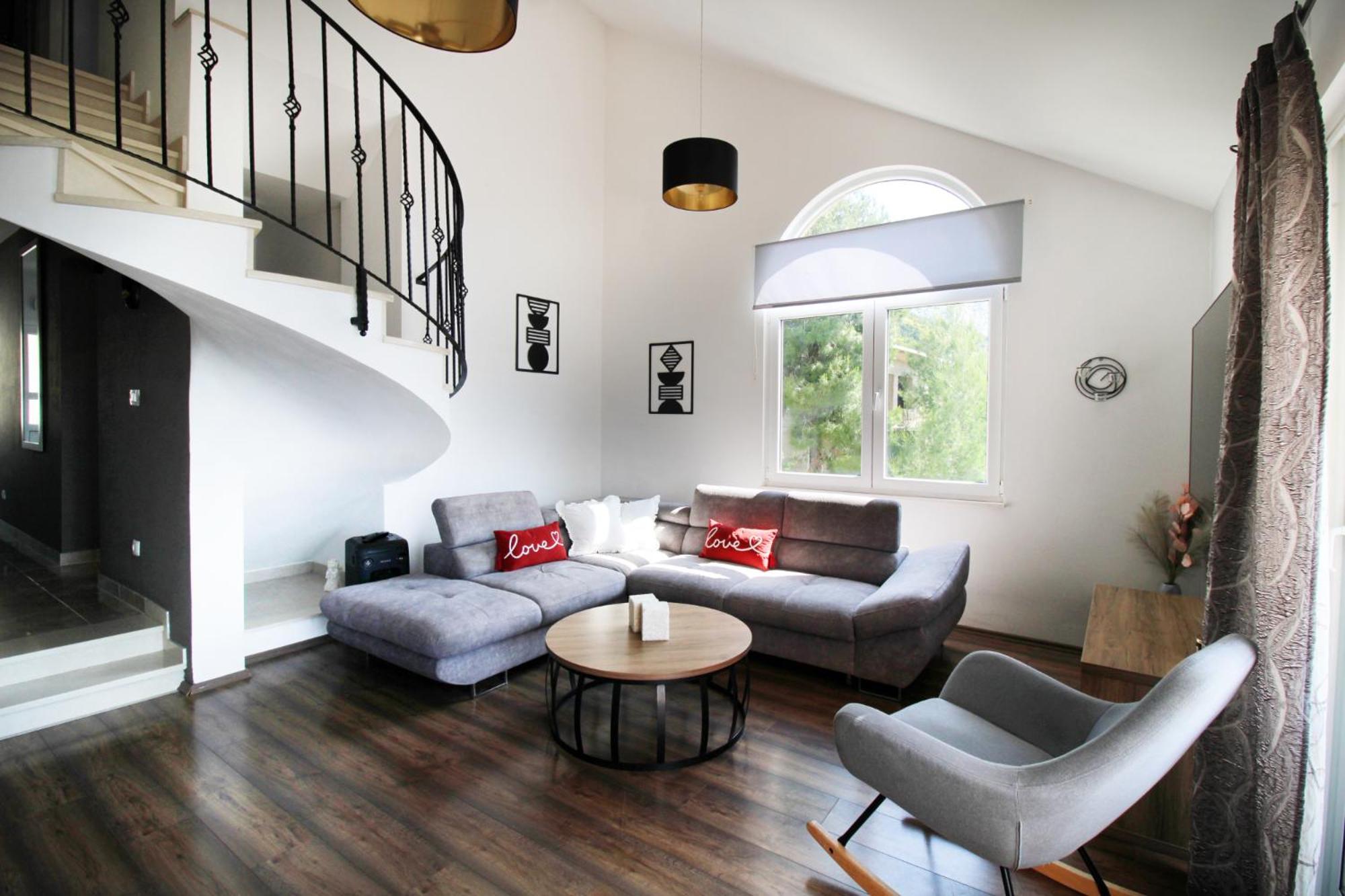 Apartment - Photo 1