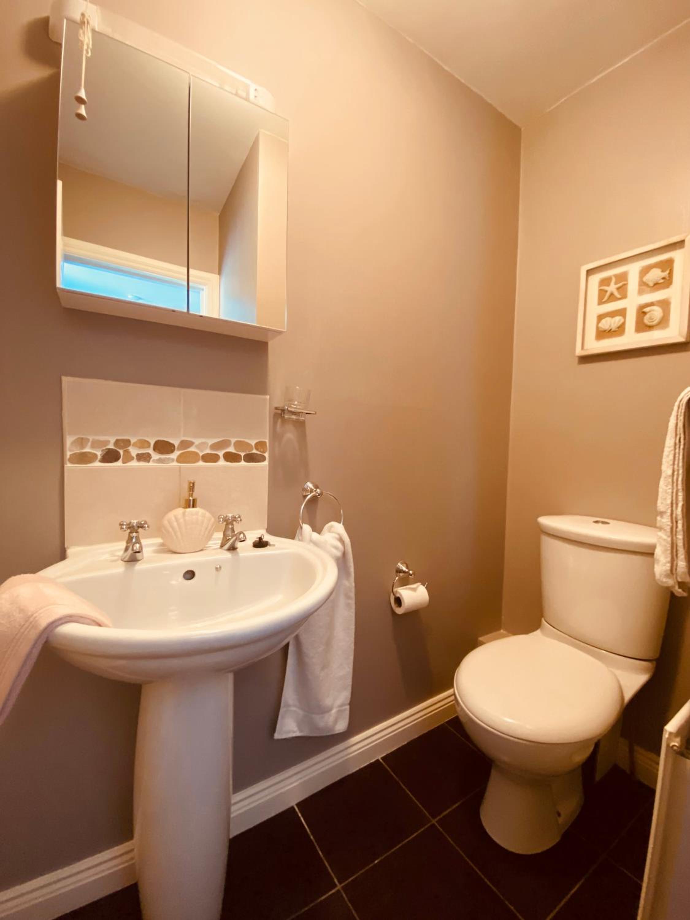 Twin Room with Bathroom photo 3