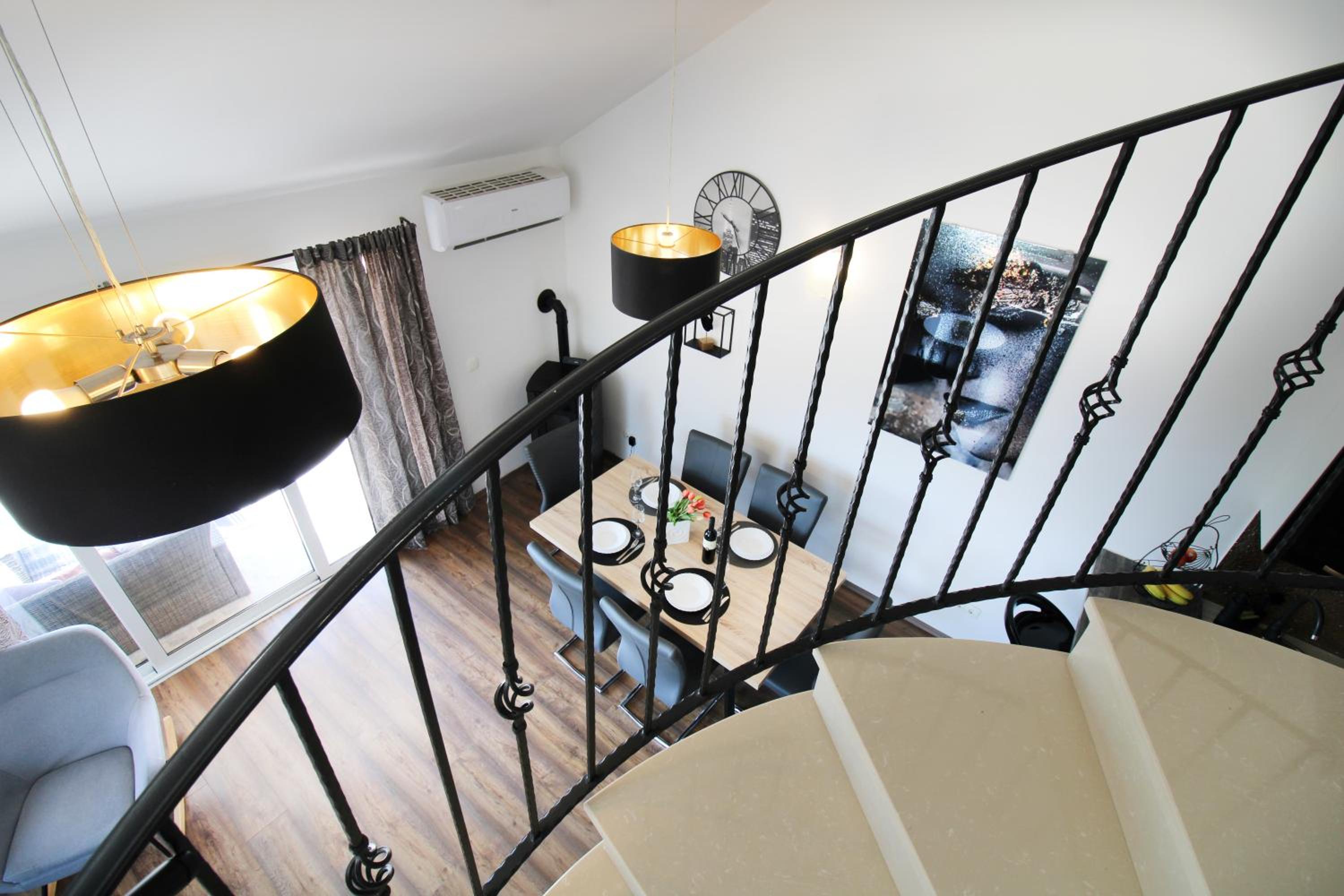 Apartment - Photo 32