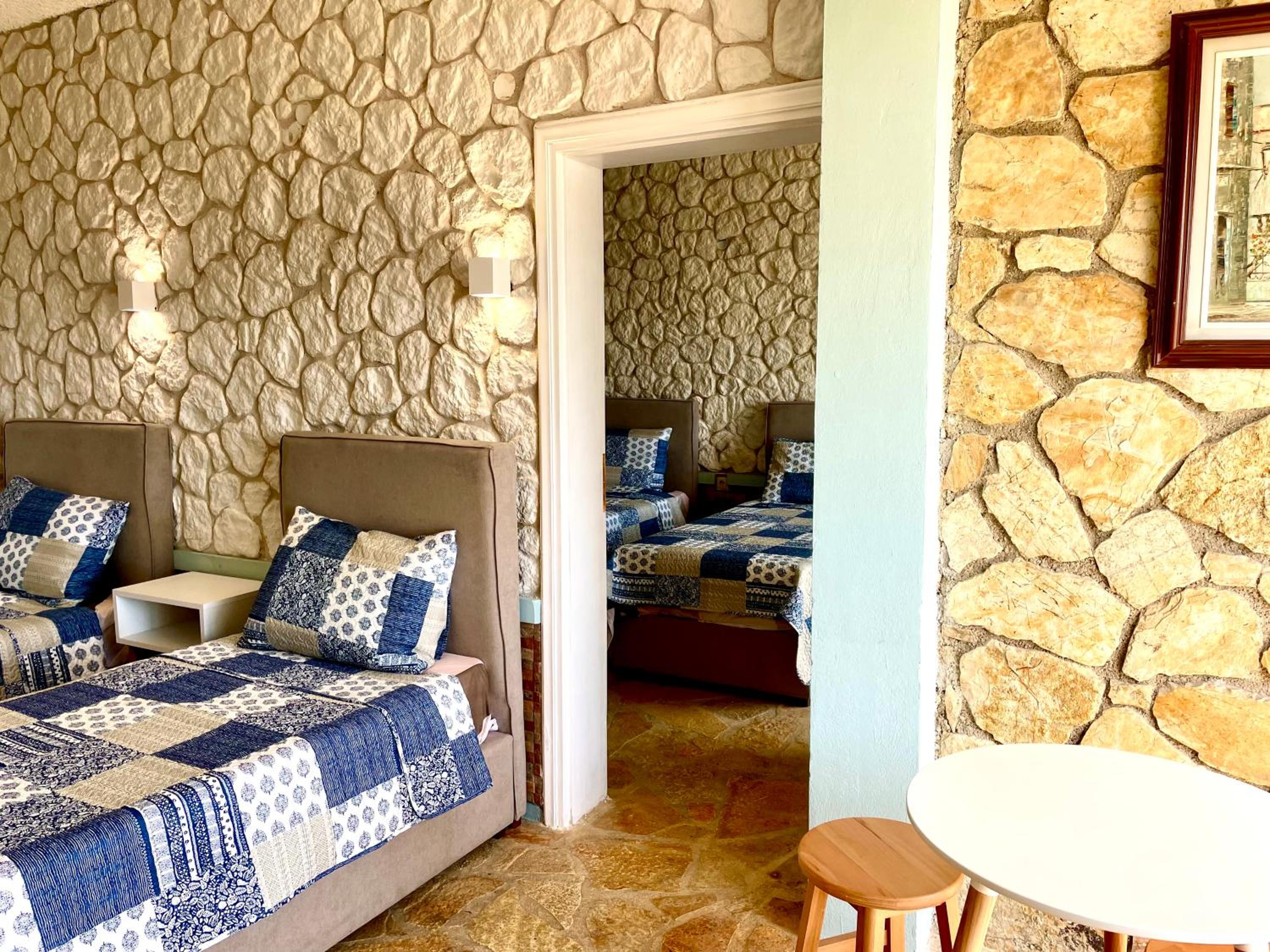 Studio Apartment with Sea View photo 3