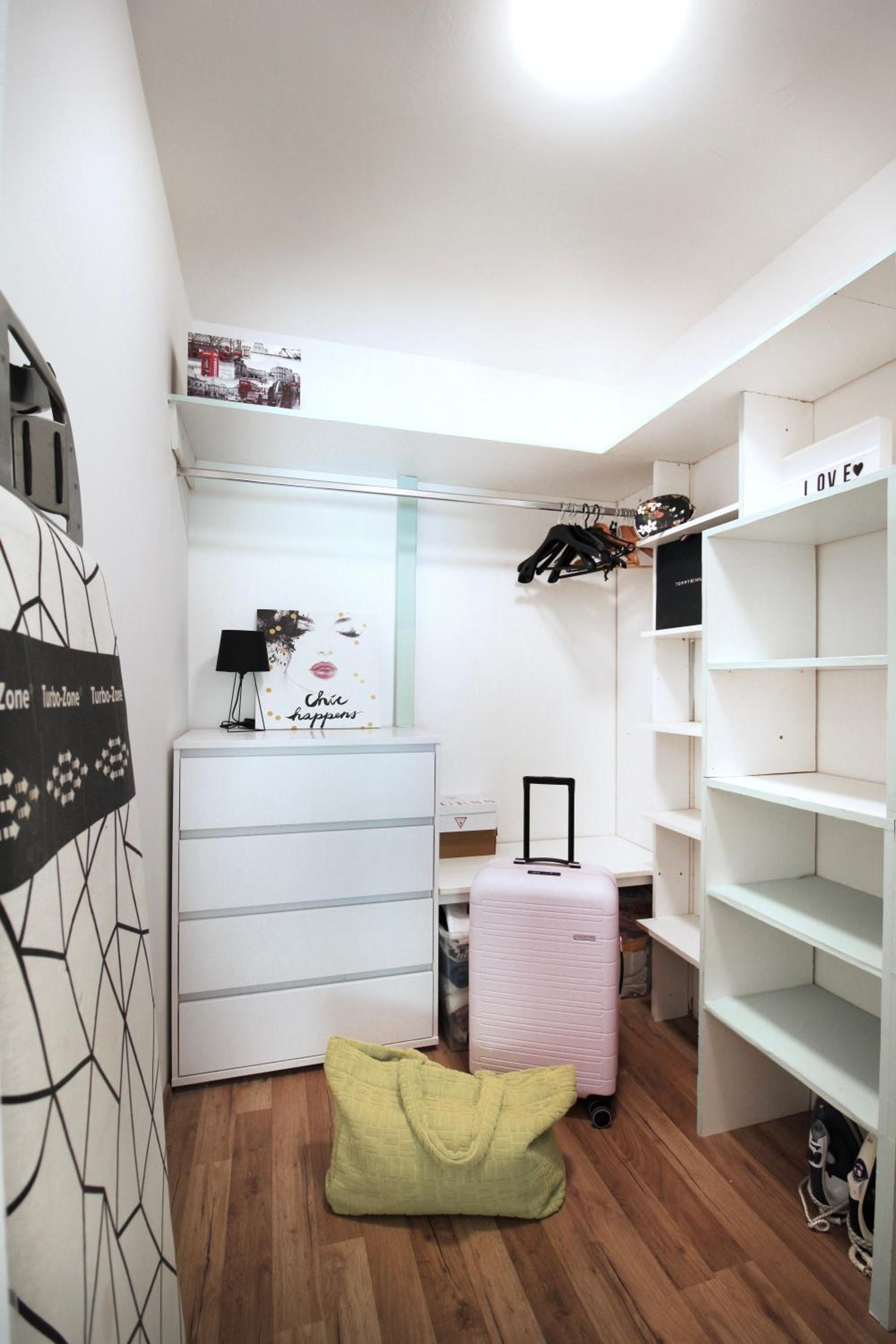 Apartment - Photo 36
