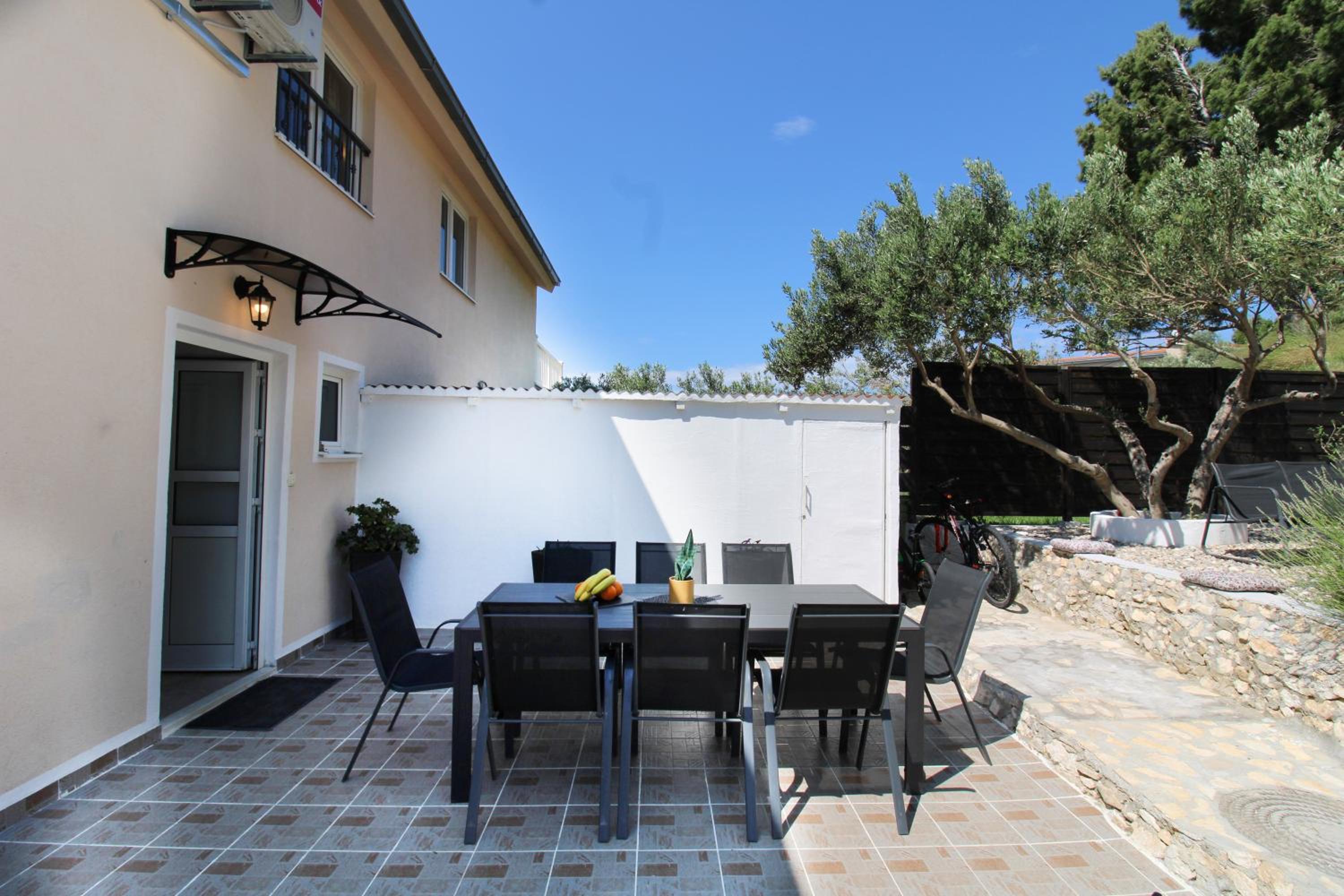 Apartment - Photo 21