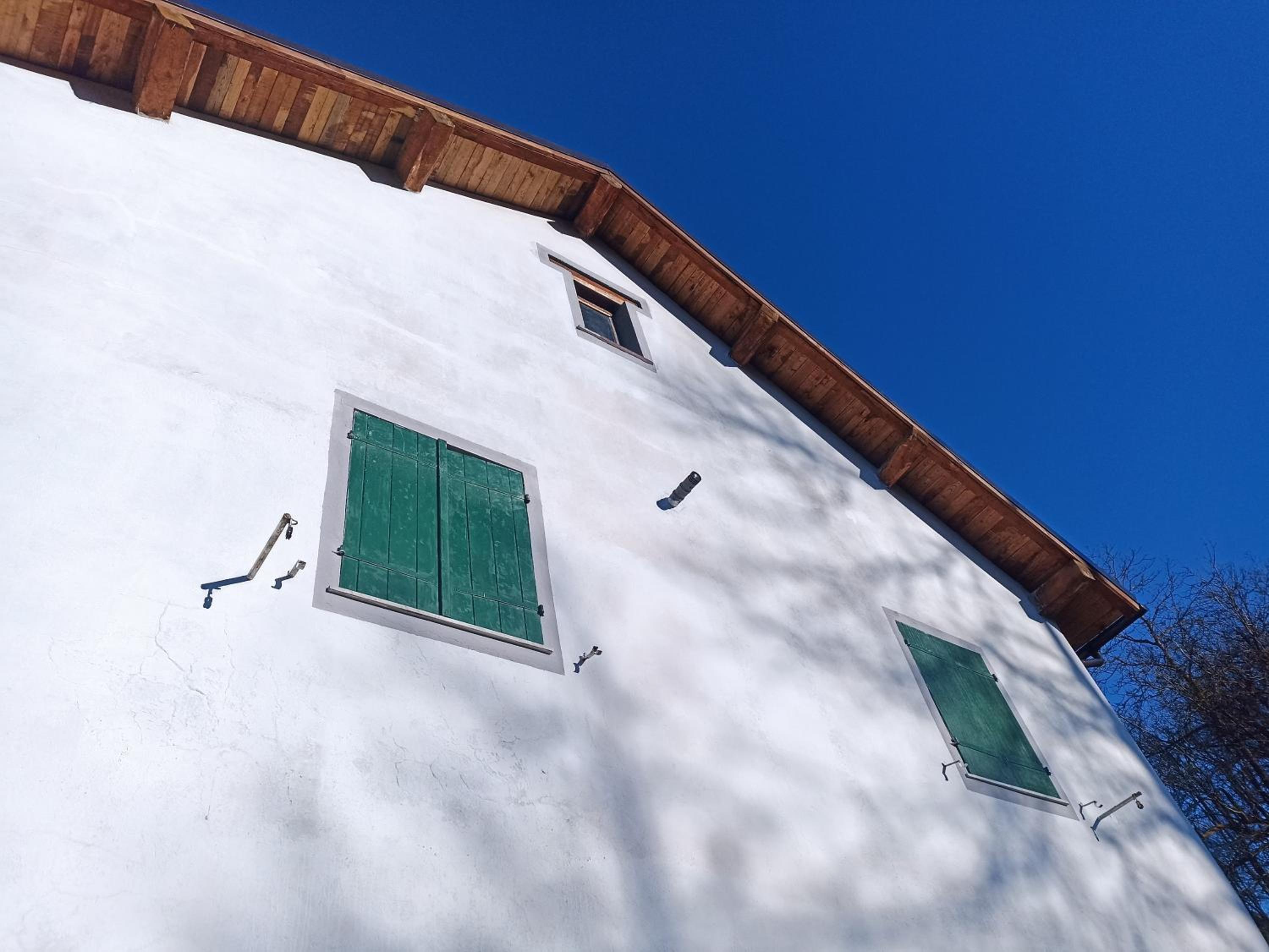 Apartment with Mountain View photo 2