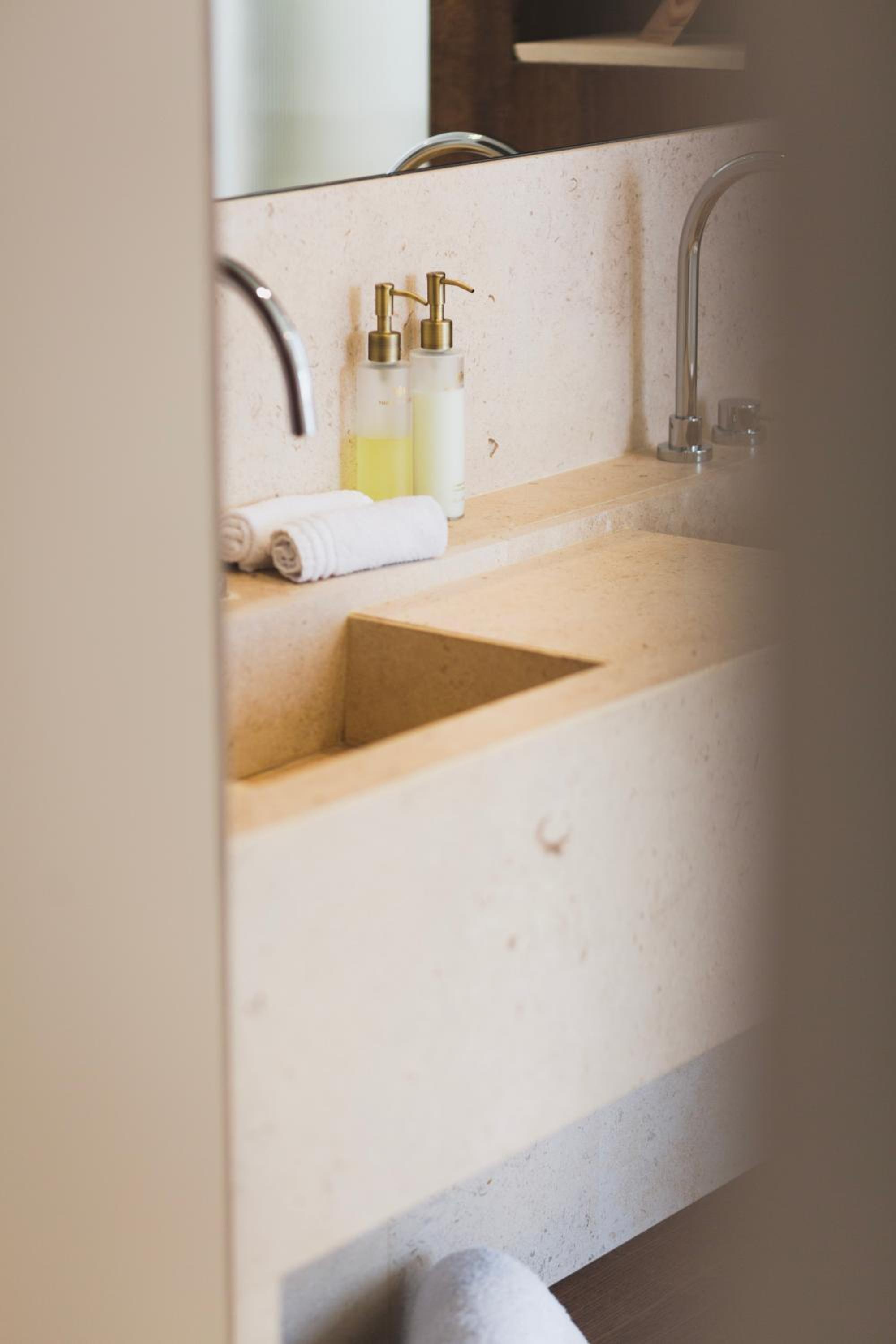 Junior Suite - Photo 14