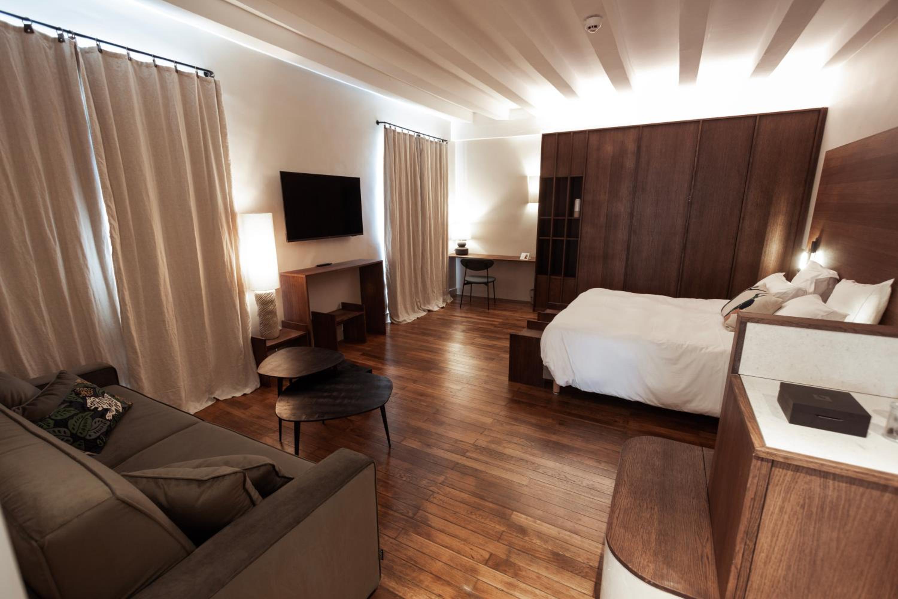 Junior Suite - Photo 28