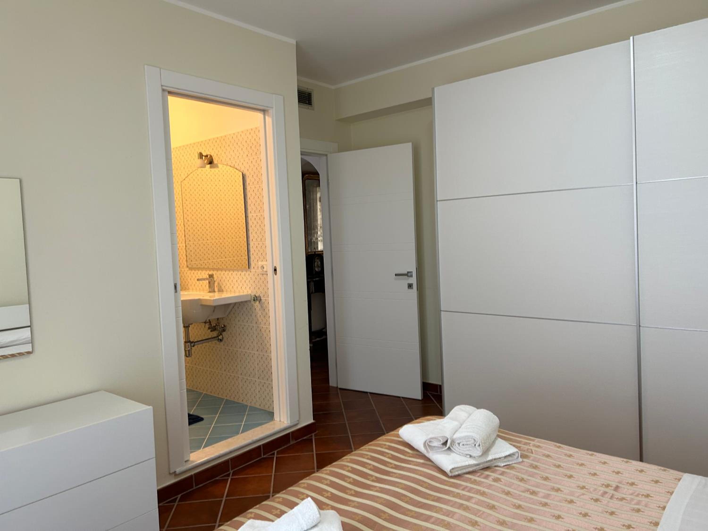 Double Room with Sea View photo 2