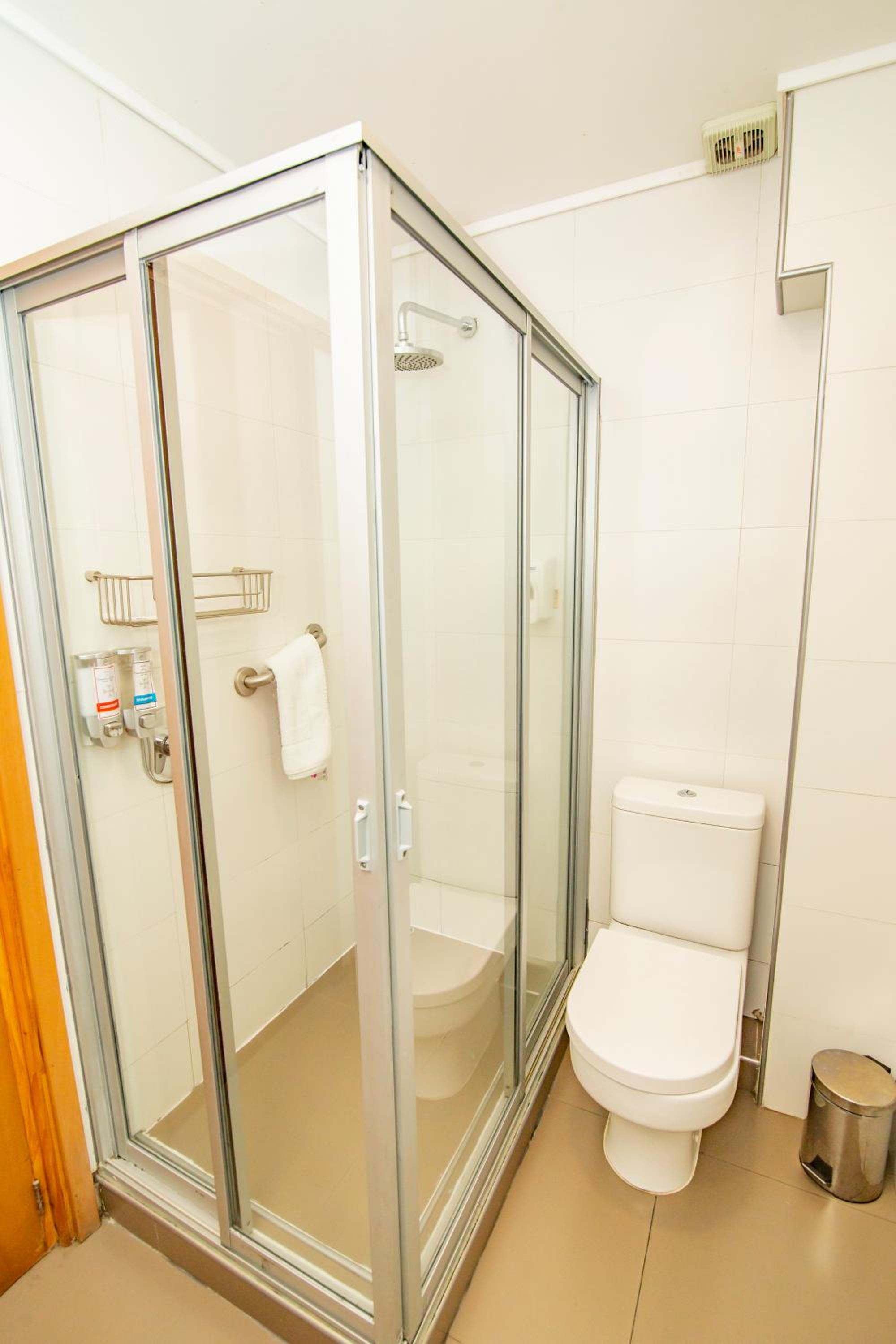 Double or Twin Room photo 3