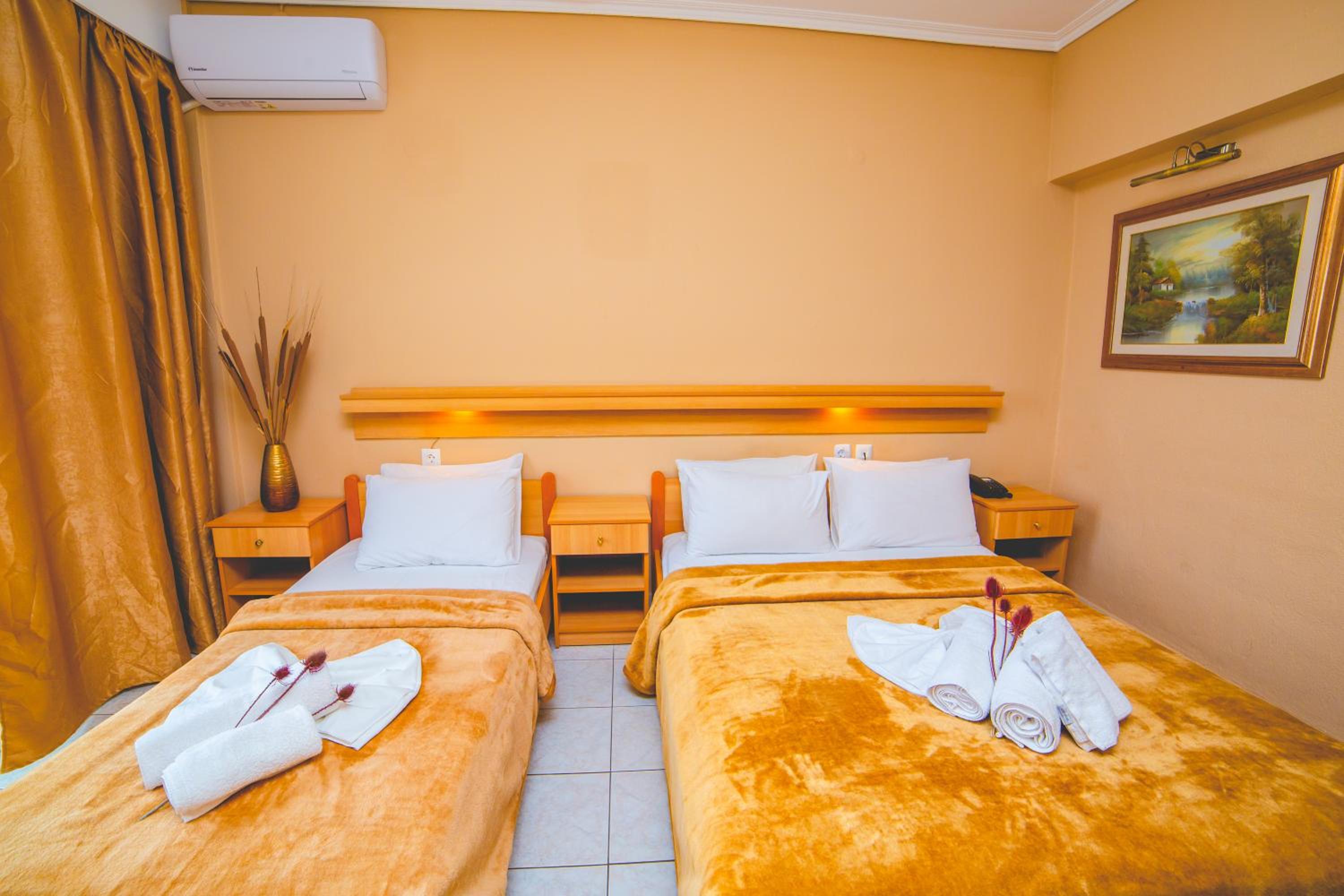 Triple Room with Balcony photo 2
