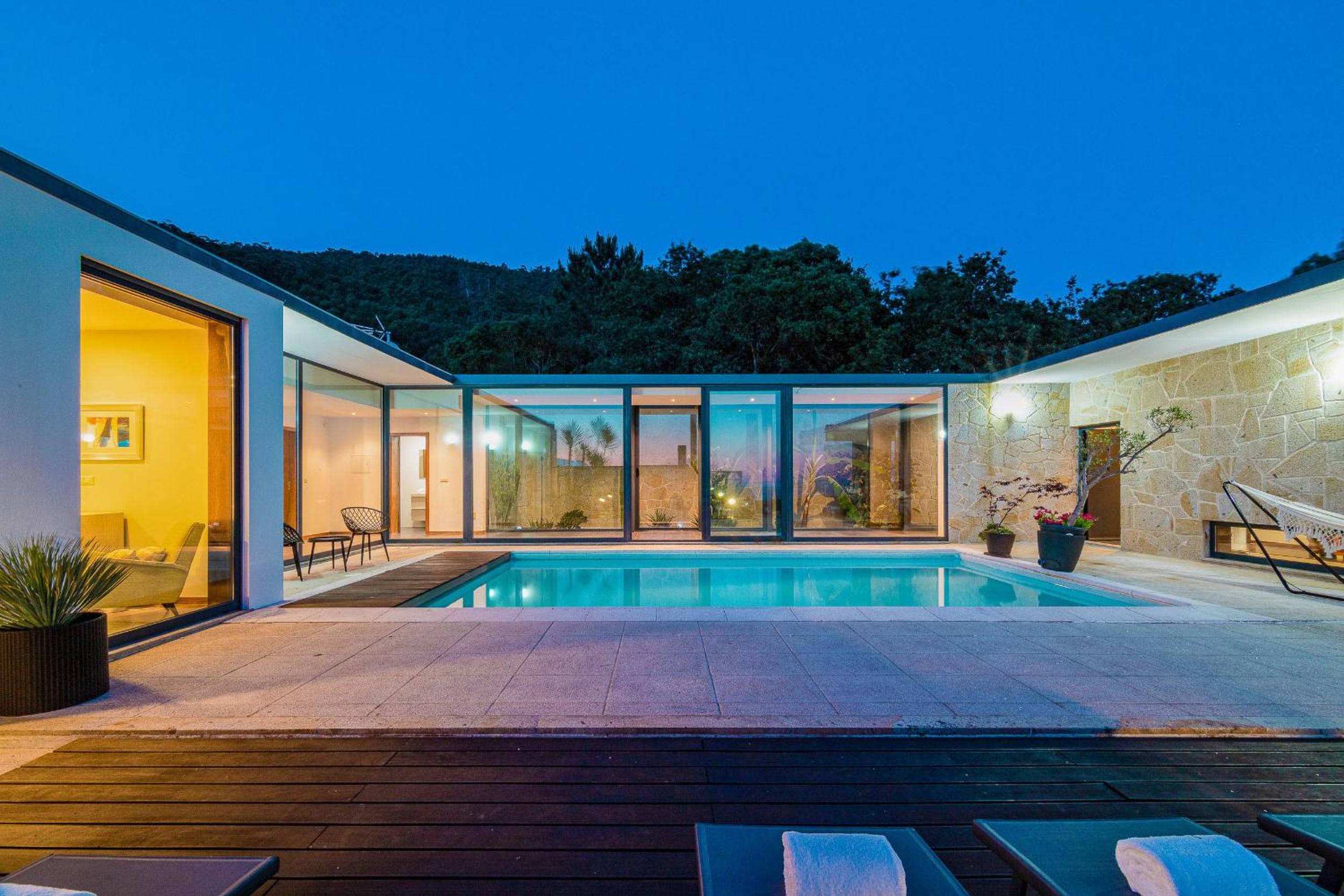 Villa With Private Pool photo 3