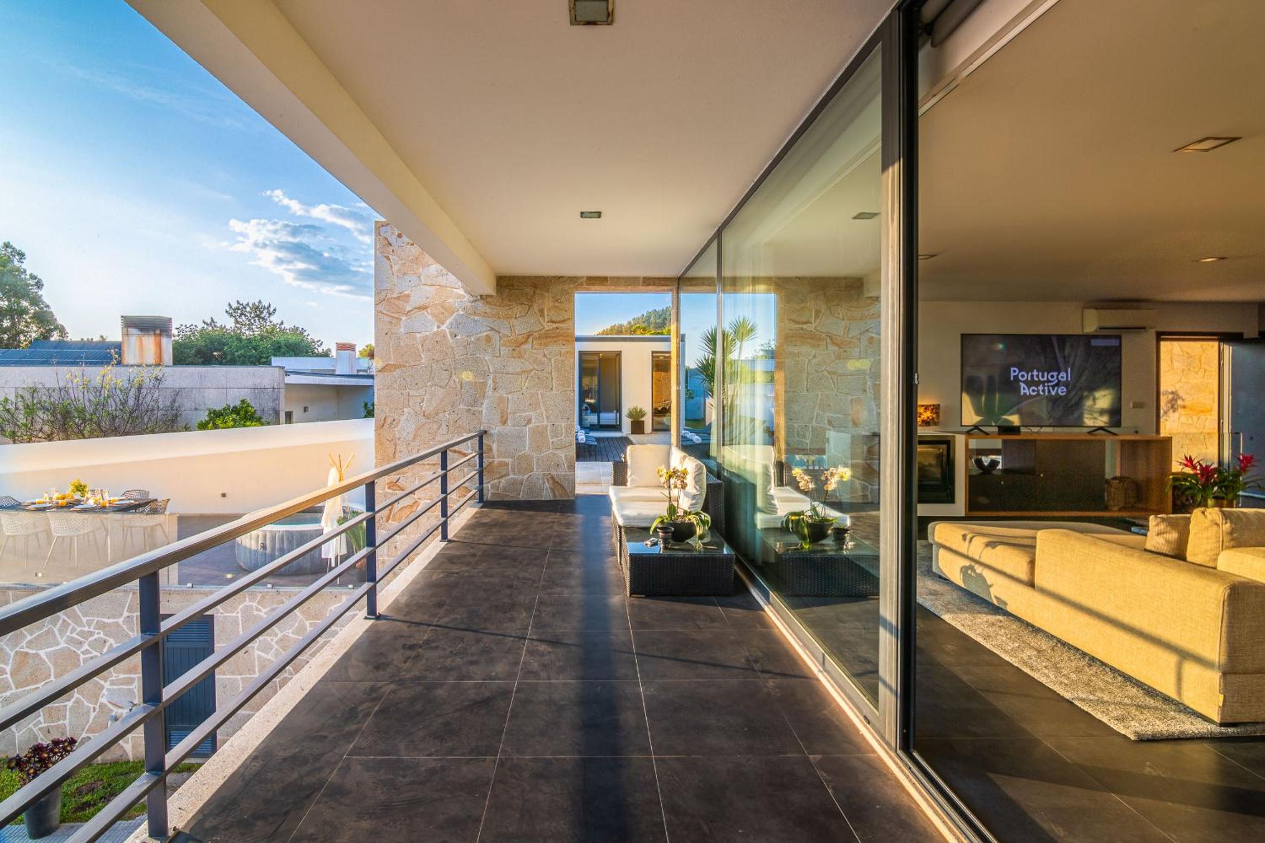 Villa With Private Pool photo 2