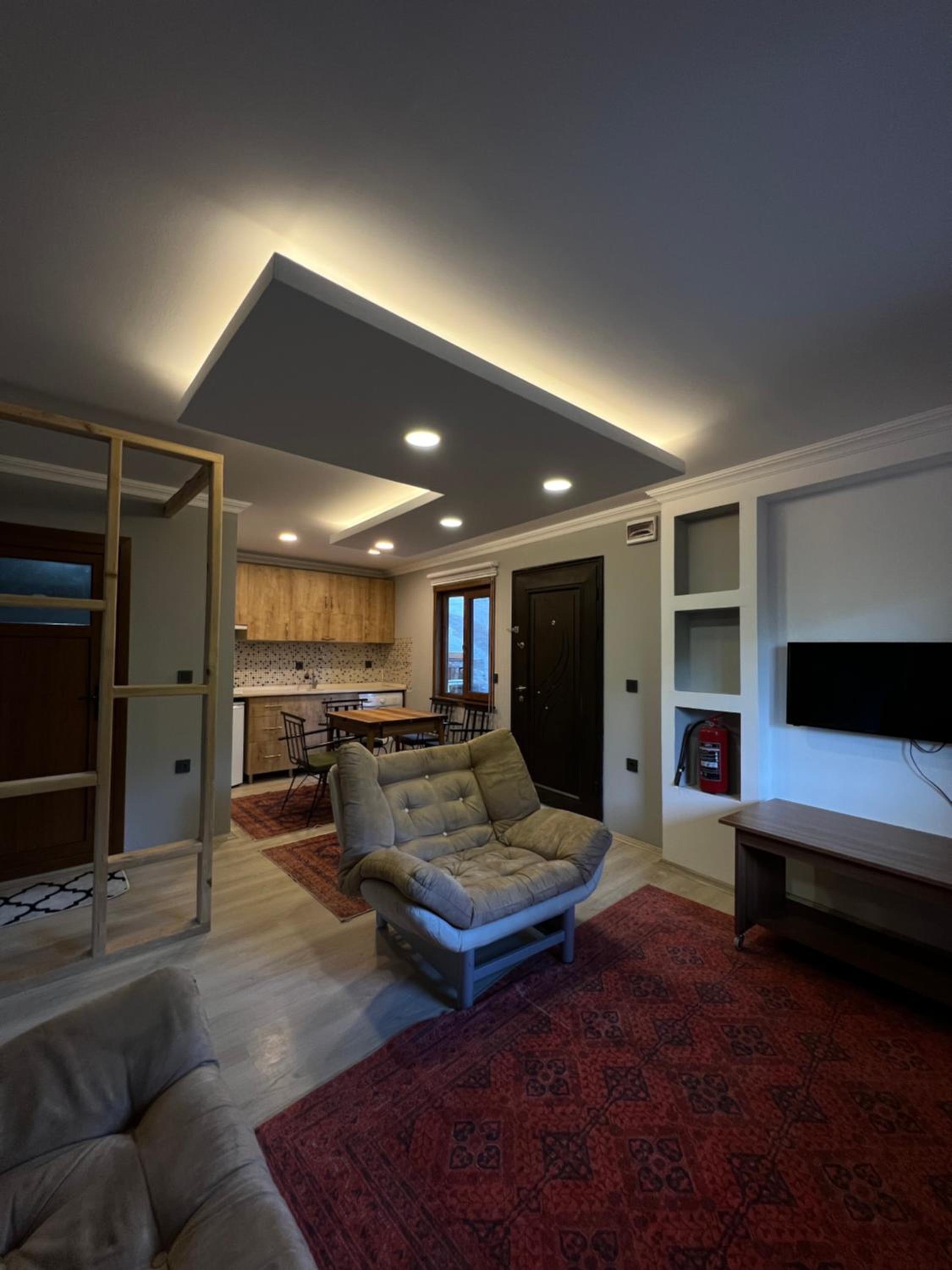 Apartment with Mountain View photo 1