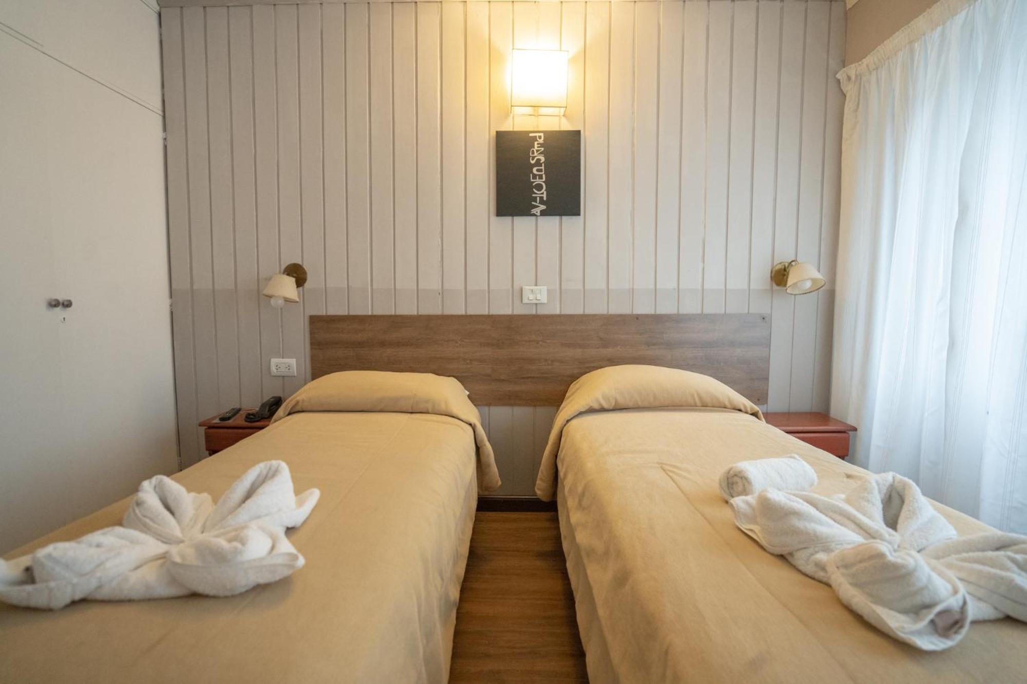 Standard Twin Room photo 1