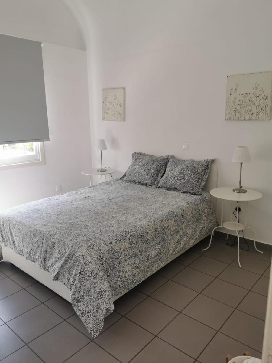 One-Bedroom Apartment - No Balcony