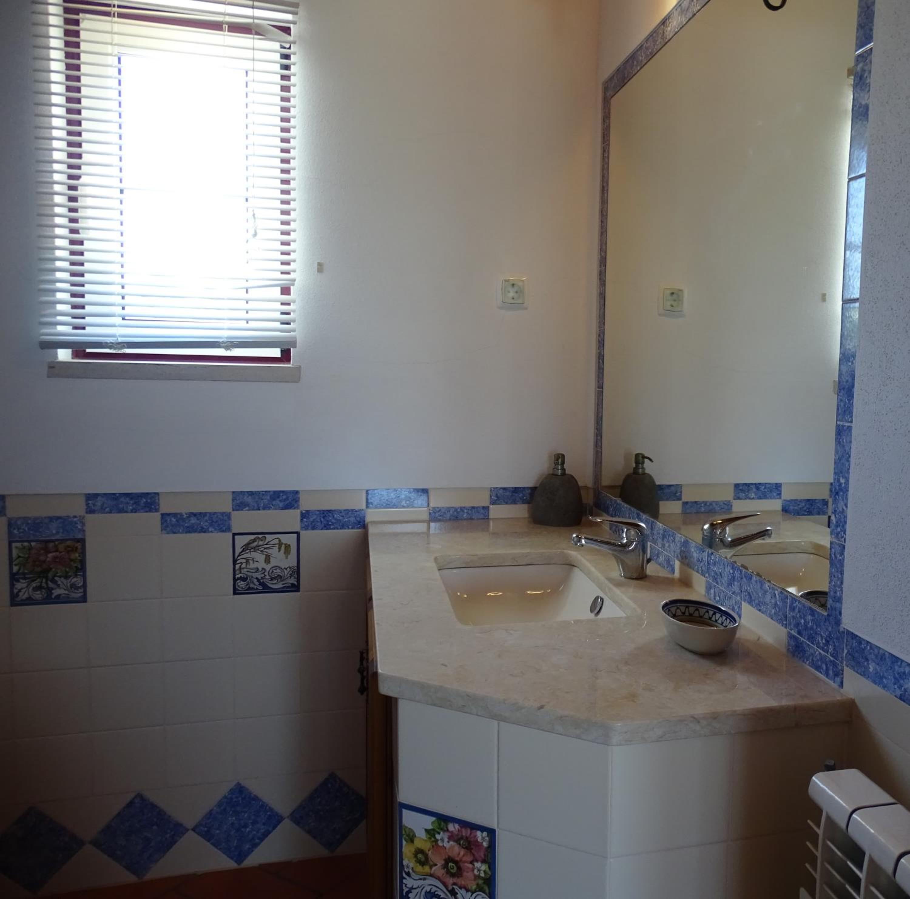 Double Room with Pool View photo 3