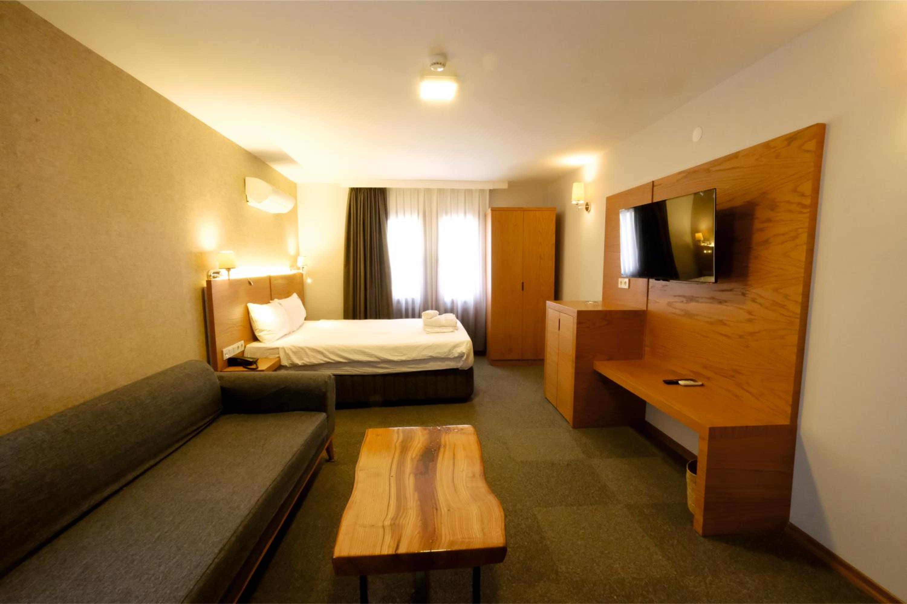 Deluxe Double Room with Castle View - Photo 1