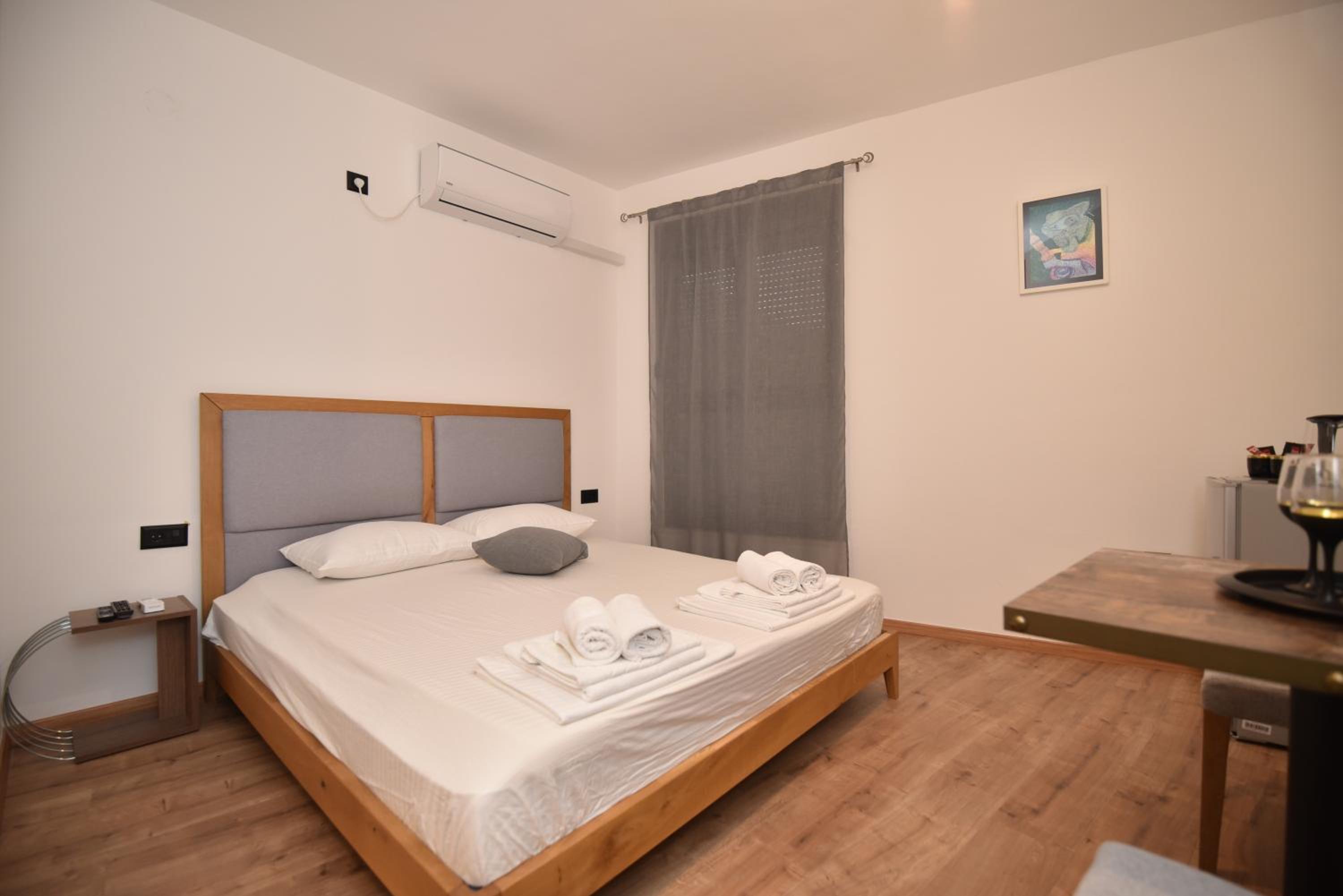Double Room with Private Bathroom photo 1
