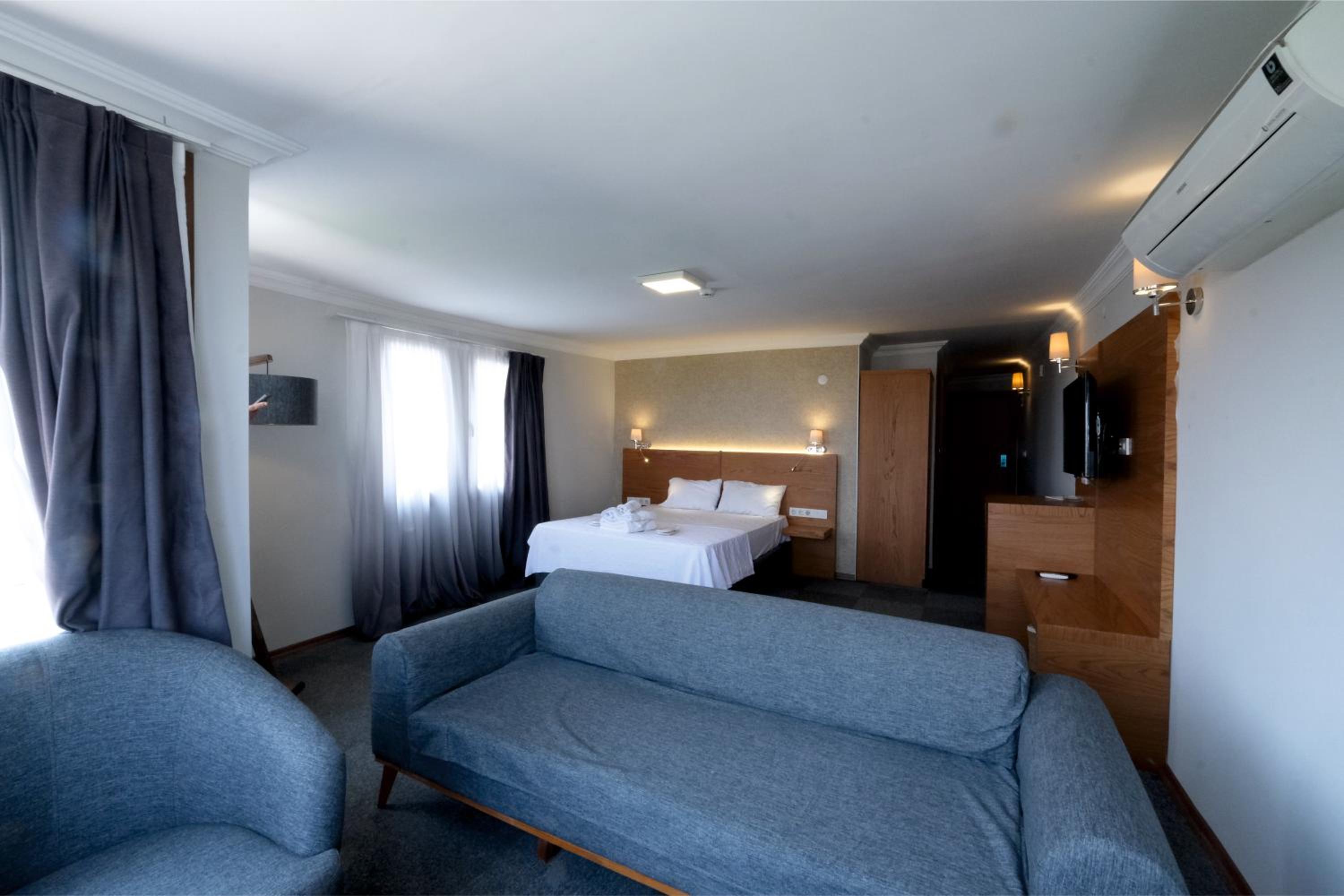 Junior Suite - Photo 1