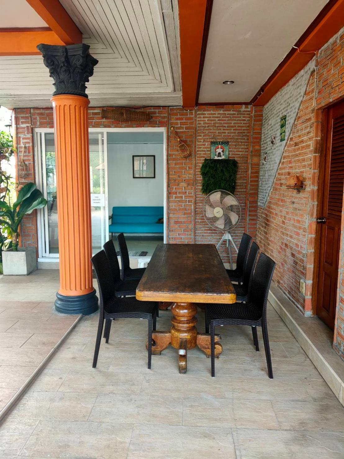 Villa with Private Pool - Photo 51