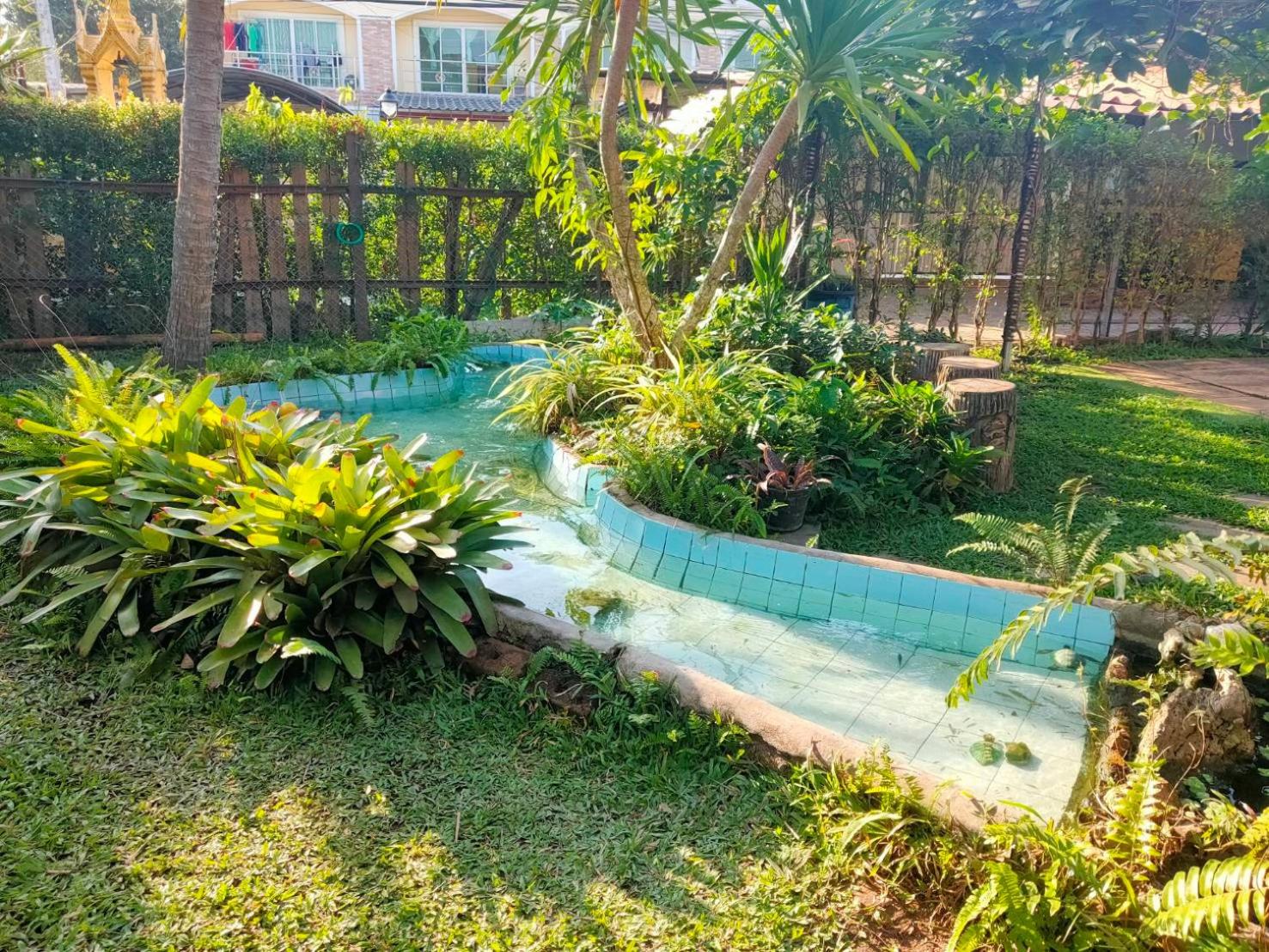 Villa with Private Pool - Photo 53