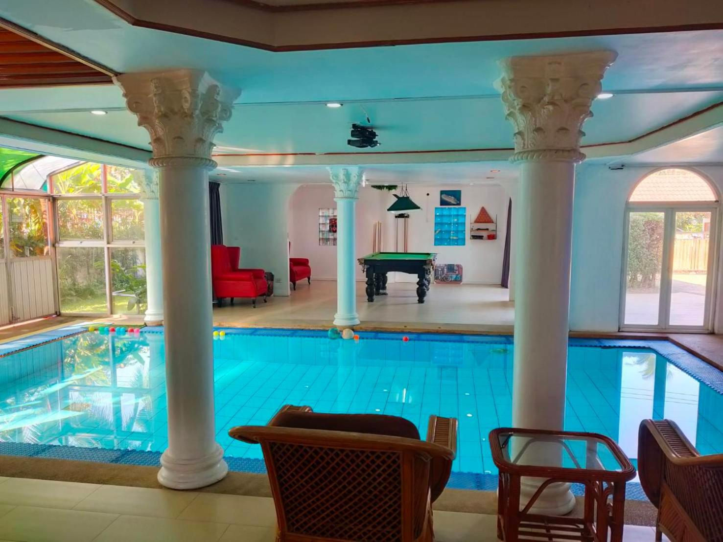 Villa with Private Pool - Photo 60