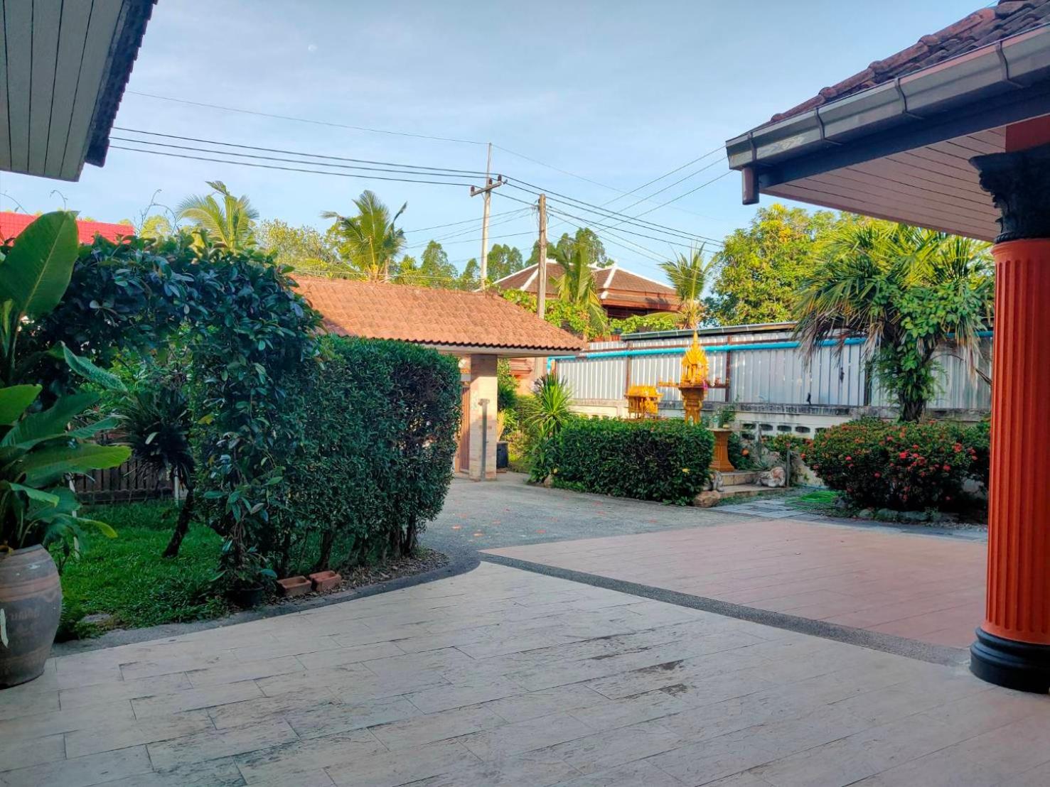 Villa with Private Pool - Photo 71