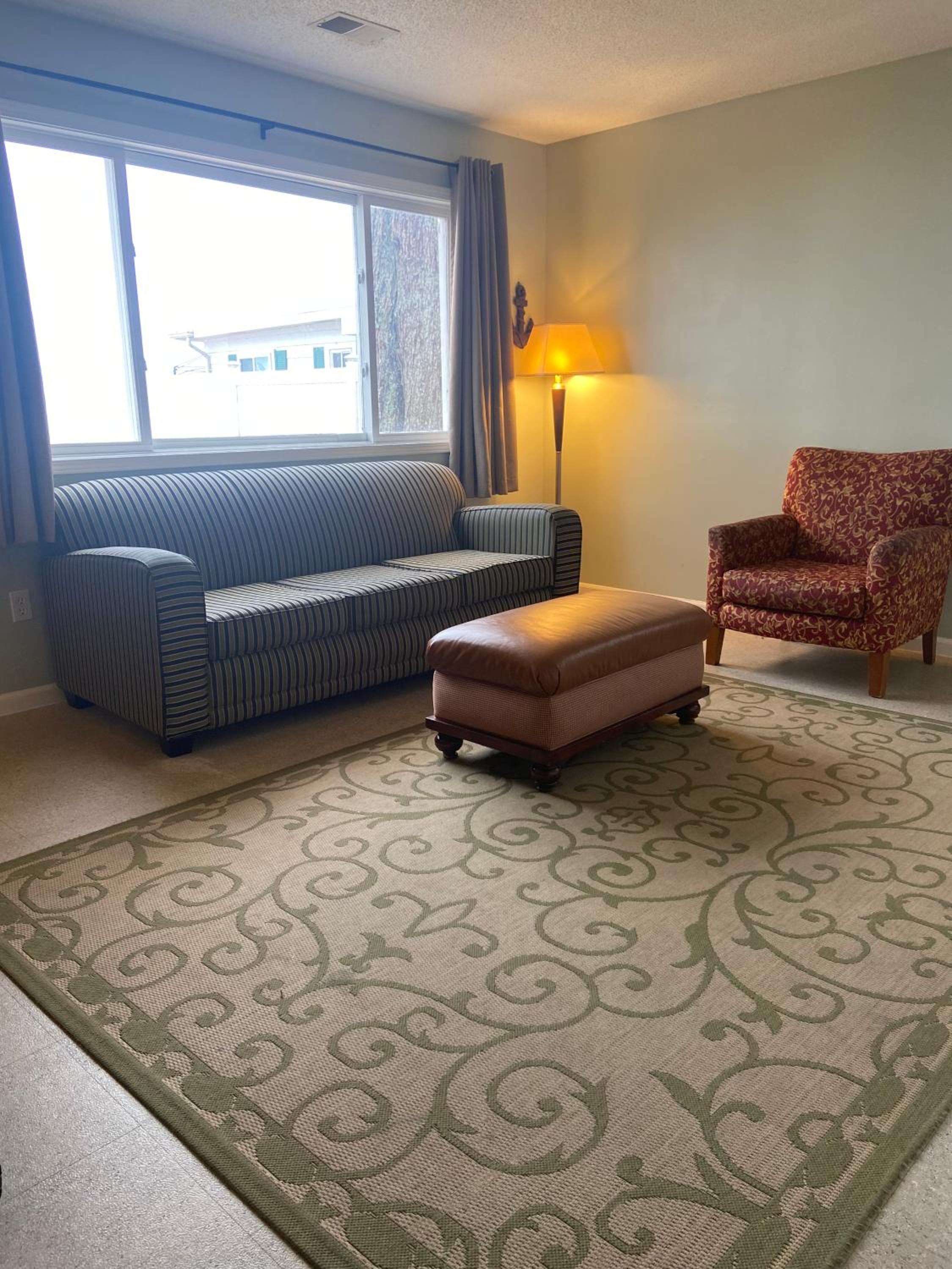Apartment with Lake View photo 3